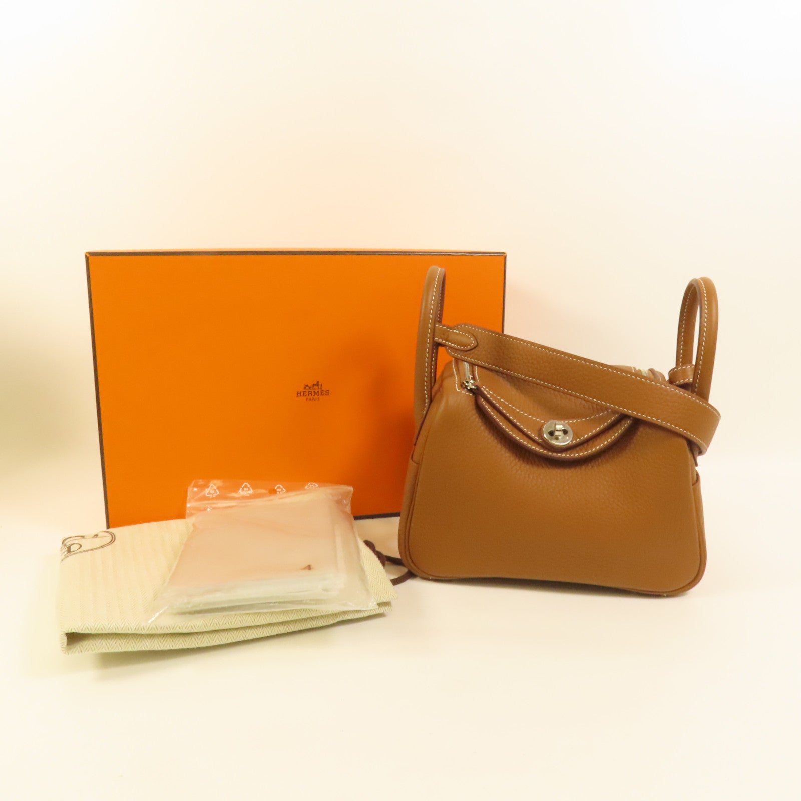 HERMES Clemence皮革Mini Lindy銀扣手挽肩背兩用袋Gold