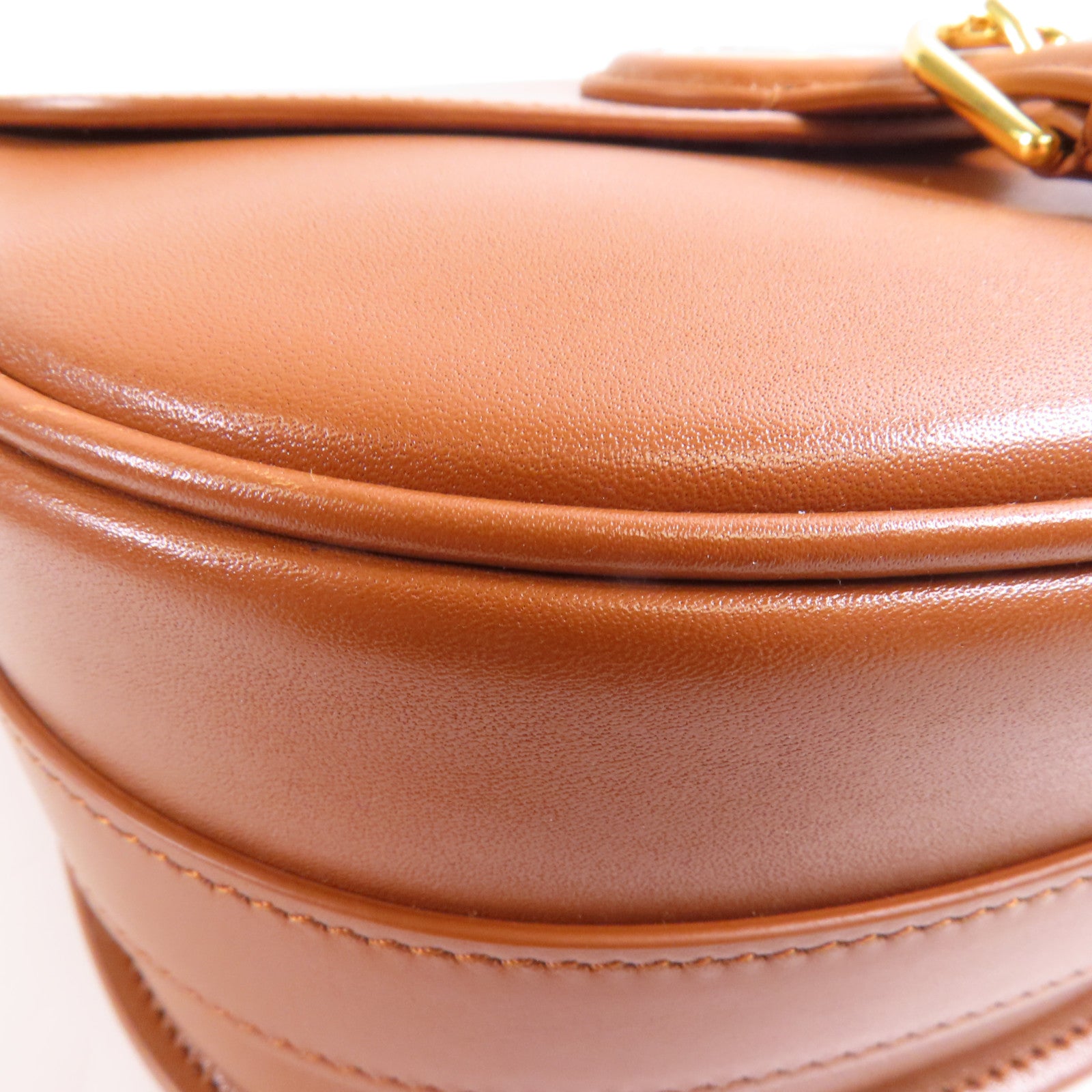 Dior 牛皮皮革Bobby Bag金扣肩背袋