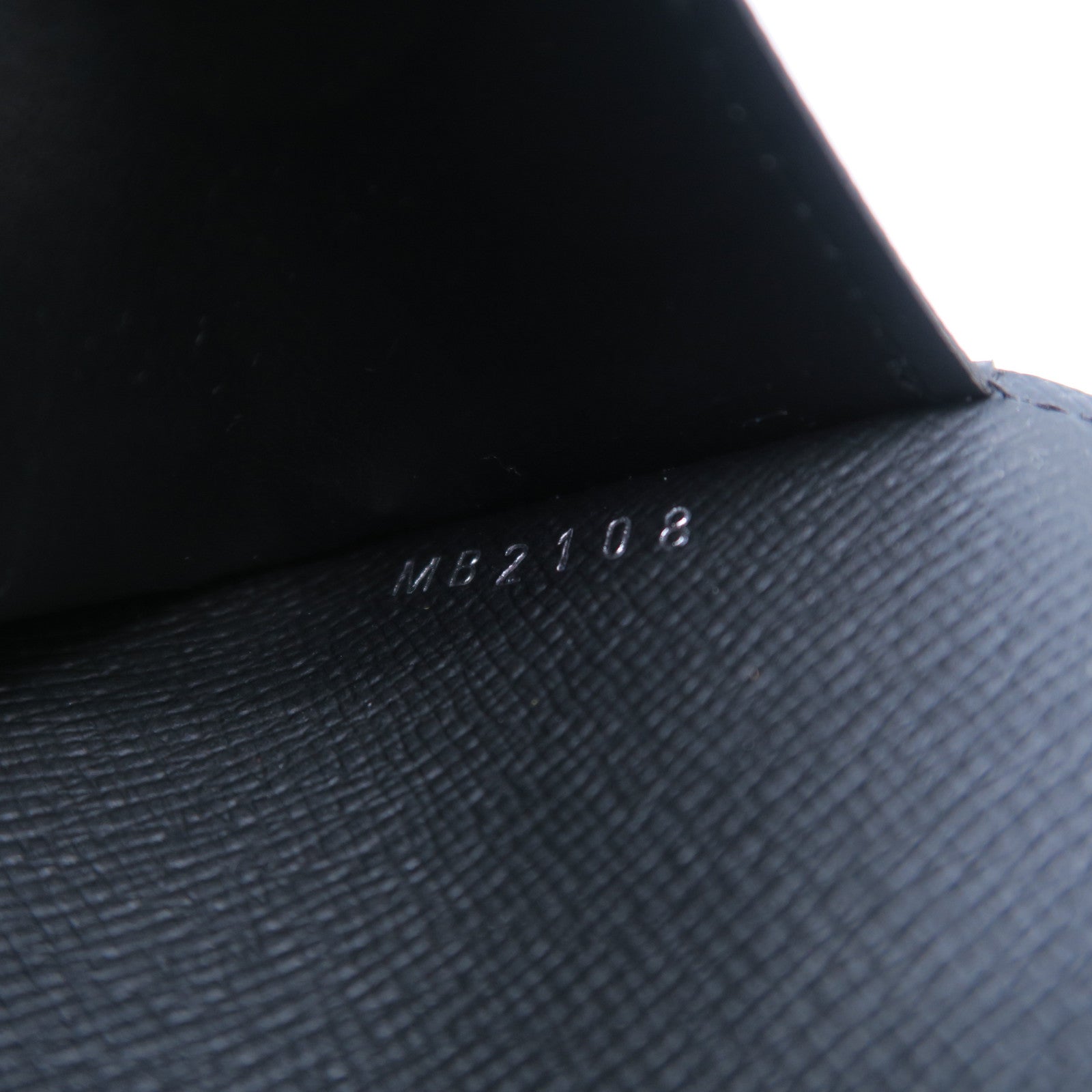 LOUIS VUITTON 【激減優惠】Damier Graphite Passport Case護照套黑色/灰色