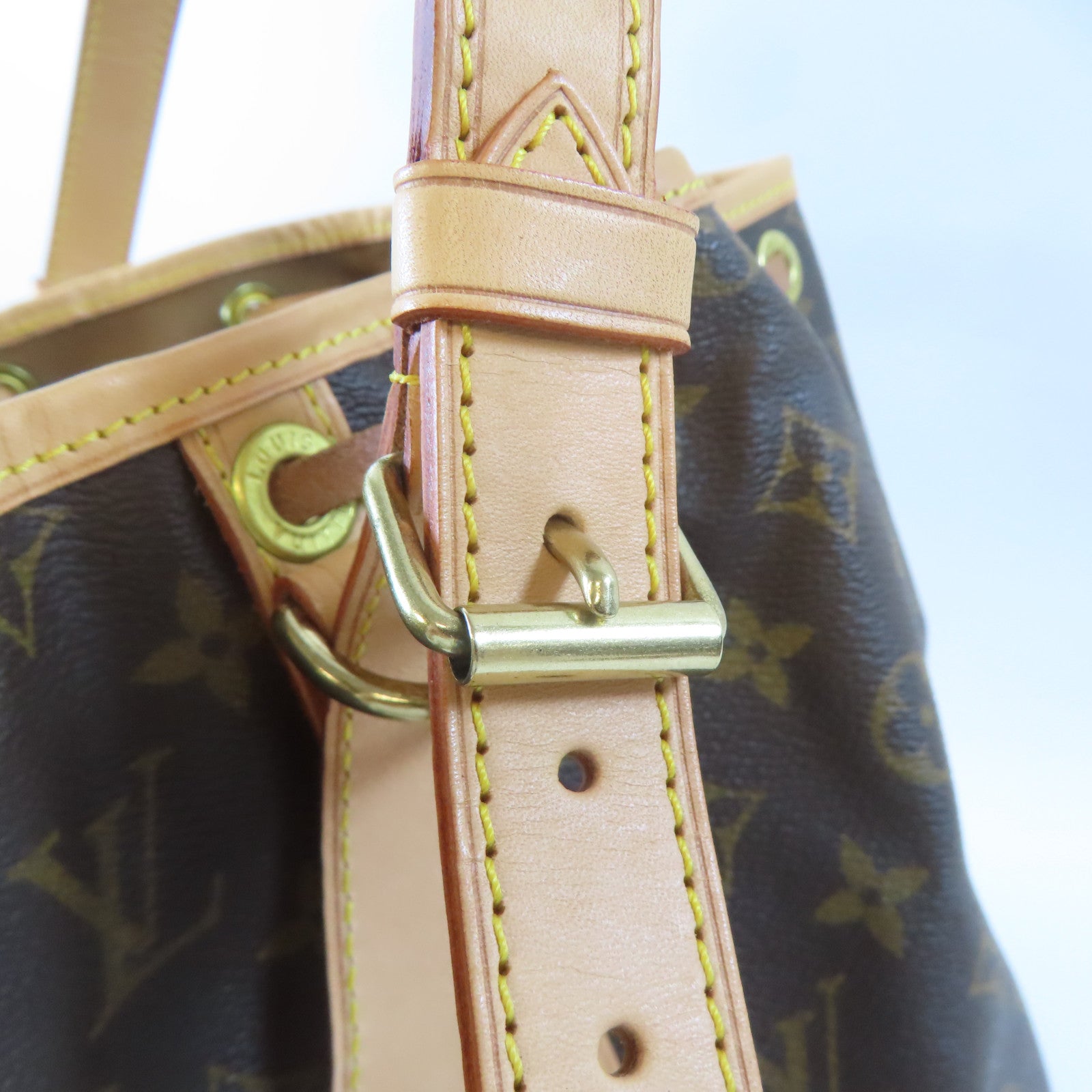 LOUIS VUITTON Monogram Noe Bucket Bag金扣肩背袋啡色