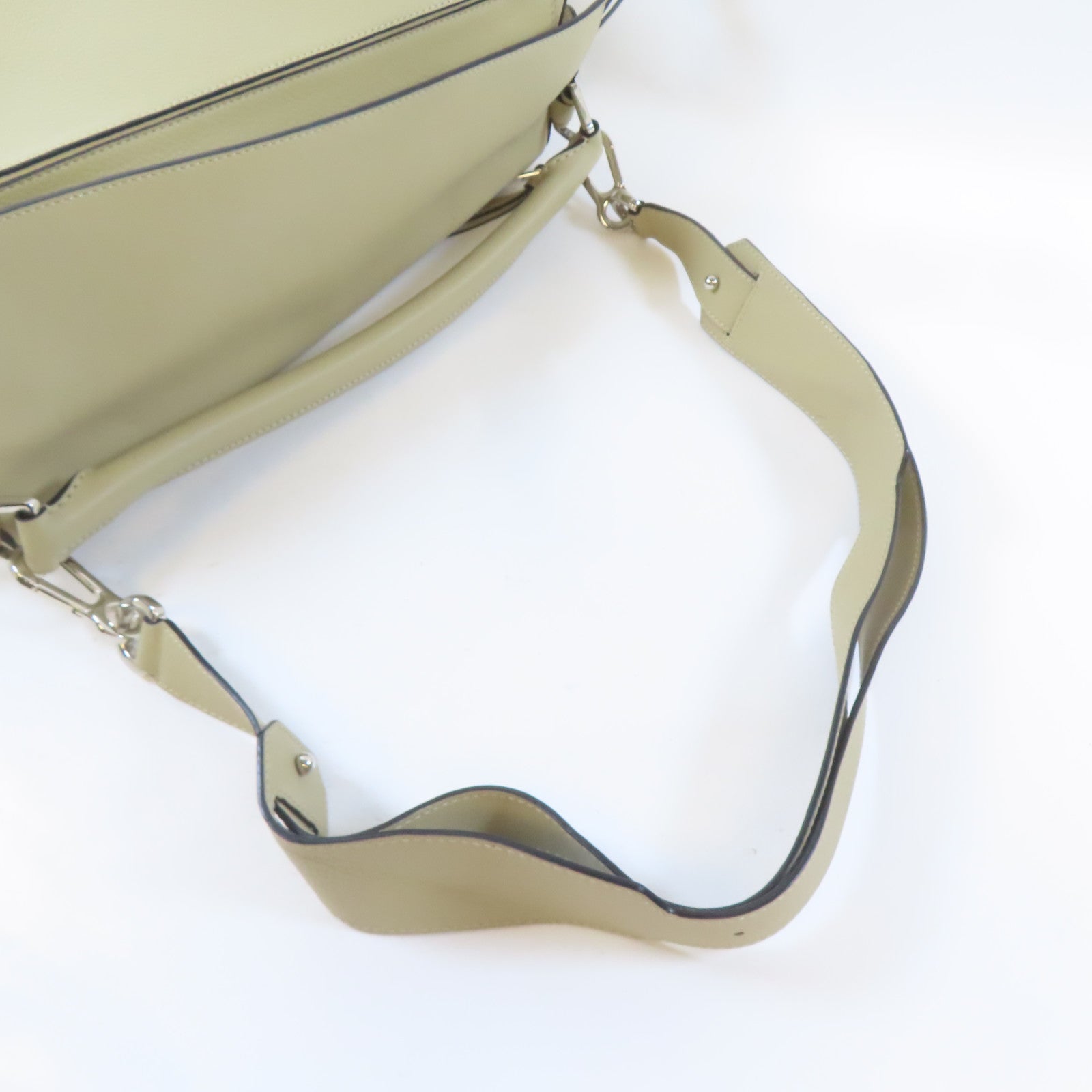 LOEWE 牛皮皮革Large Puzzle銀扣手挽肩背兩用袋淺褐色