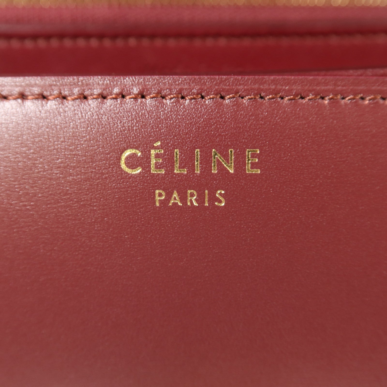 CELINE 牛皮皮革Classic Box金扣肩背袋