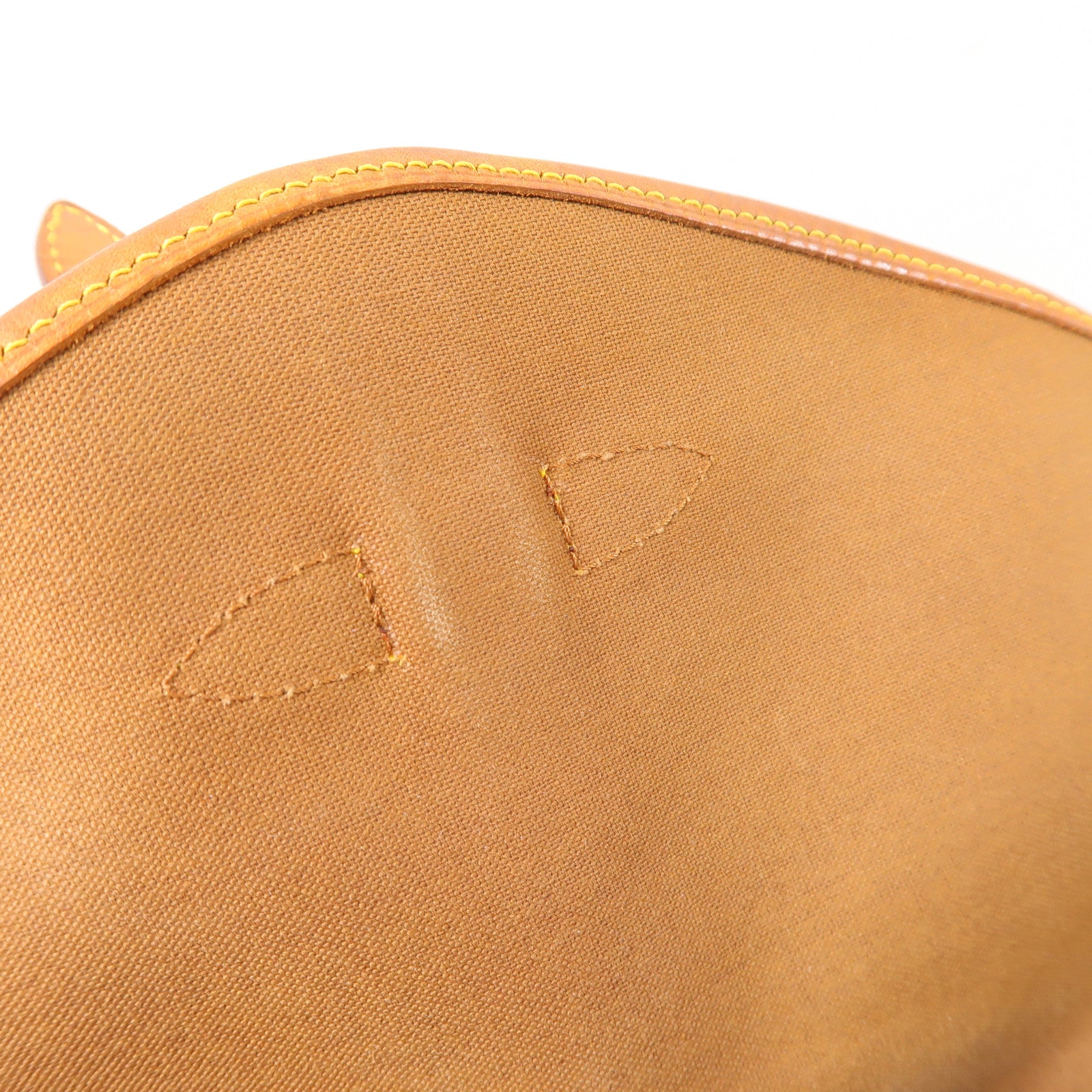 LOUIS VUITTON LV GHW Saumur 30 Shoulder Bag M42256 Monogram Brown