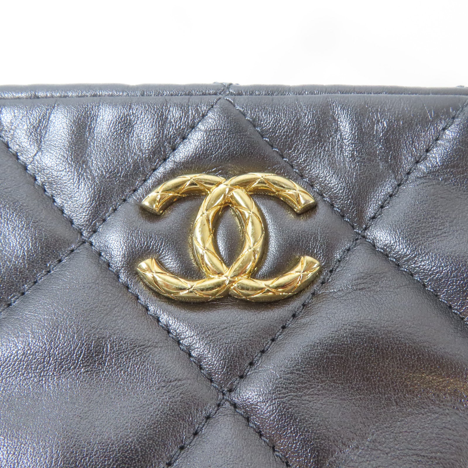 CHANEL 菱格羊皮皮革Camera Bag金扣鏈帶肩背袋灰色