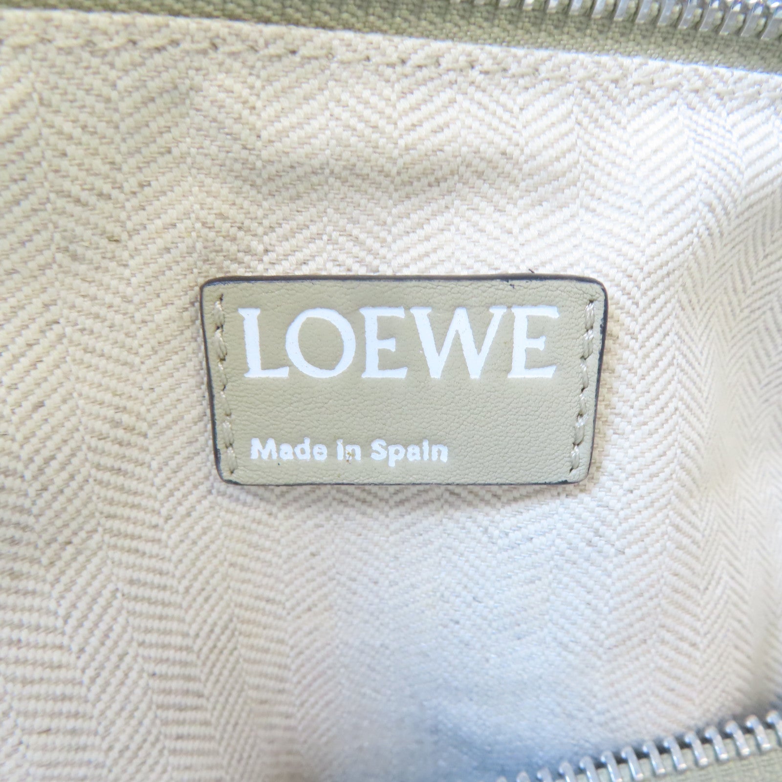 LOEWE 牛皮皮革Large Puzzle銀扣手挽肩背兩用袋淺褐色