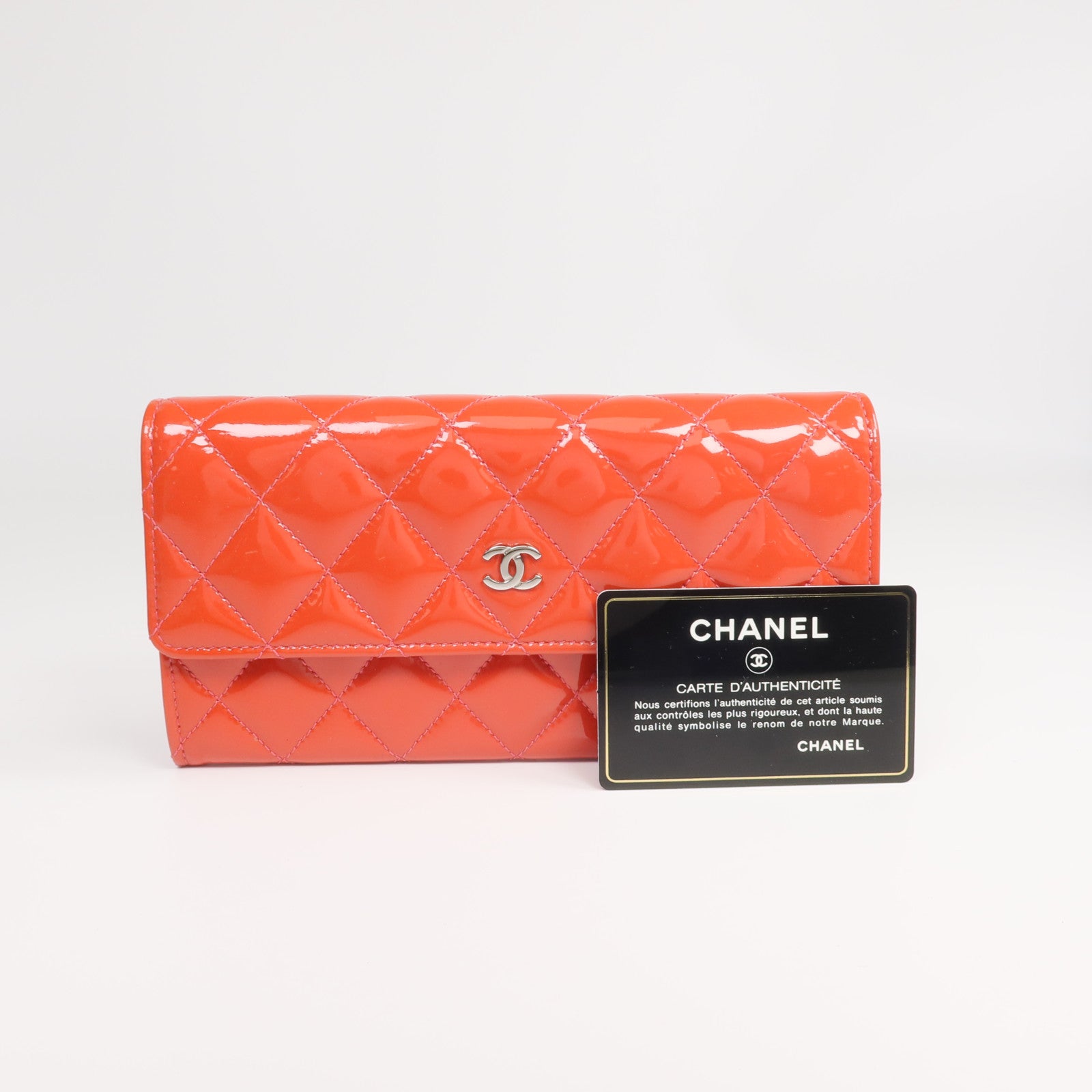 CHANEL 【激減優惠】漆皮皮革Long Wallet銀扣長錢包