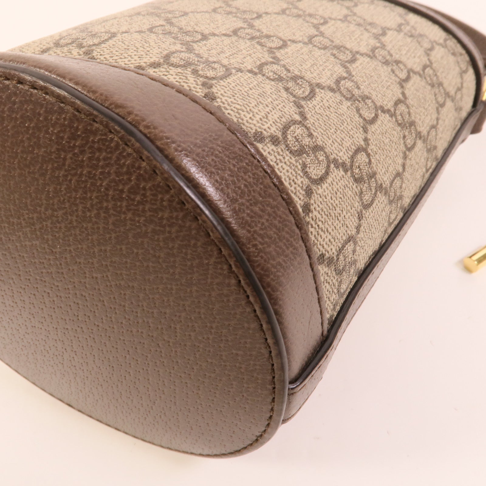 GUCCI 塗層帆布GG Superme Basket Mini手挽肩背兩用袋