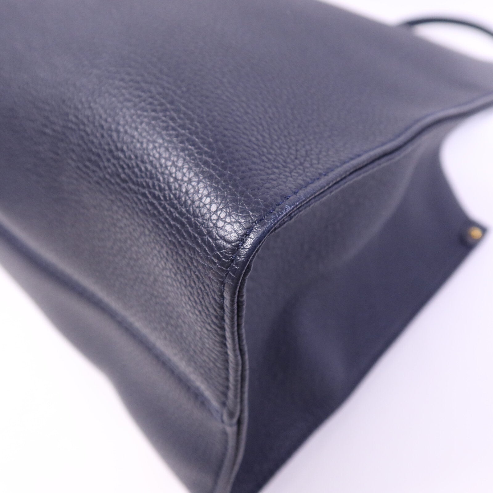 LOUIS VUITTON 牛皮皮革On The Go MM金扣手挽肩背兩用袋