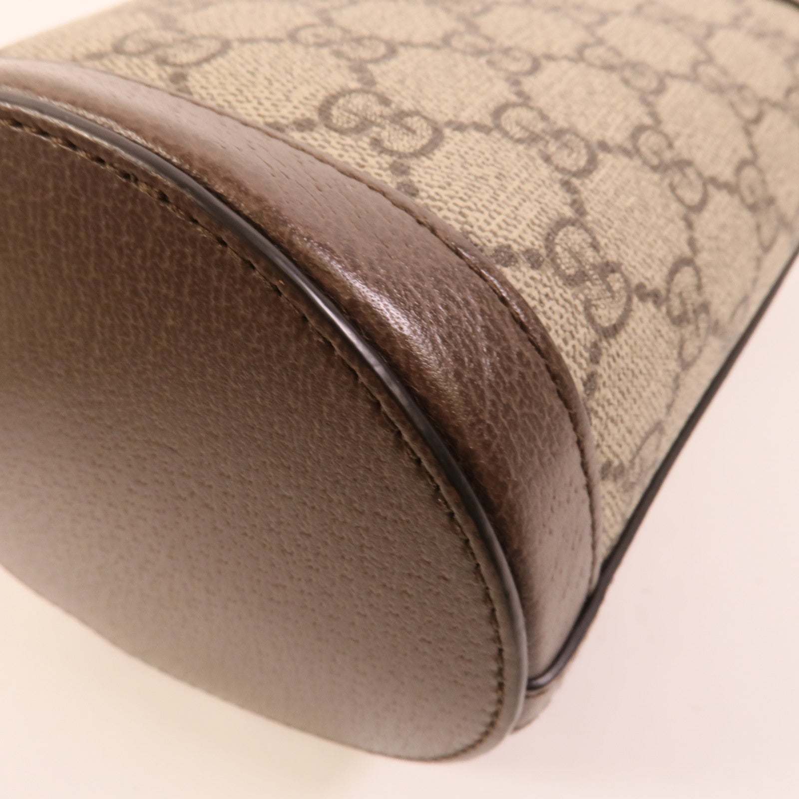 GUCCI 塗層帆布GG Superme Basket Mini手挽肩背兩用袋