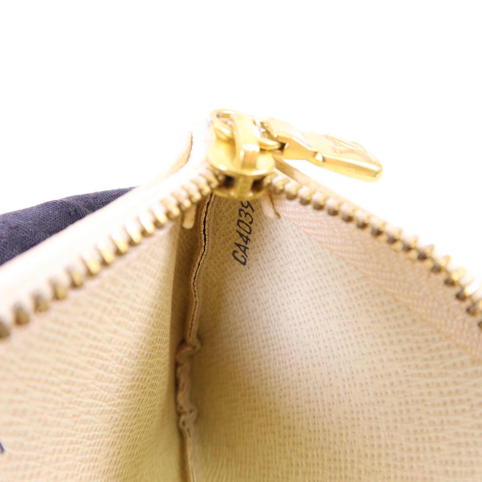 LOUIS VUITTON Damier Azur Pochette Cle金扣零錢包