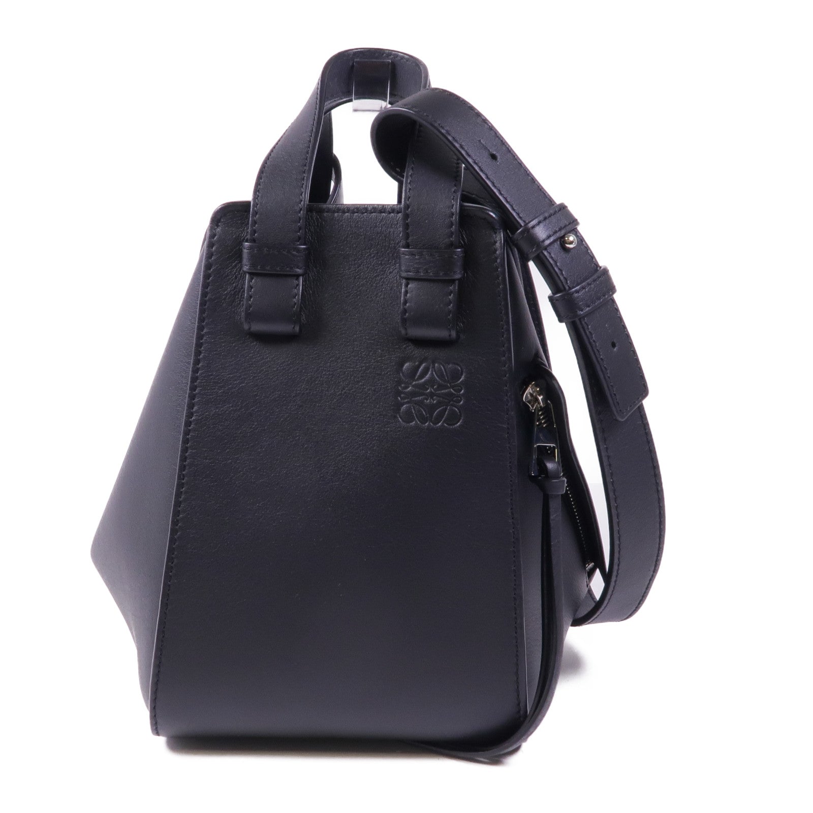 LOEWE 牛皮皮革Hammock Small銀扣手挽肩背兩用袋