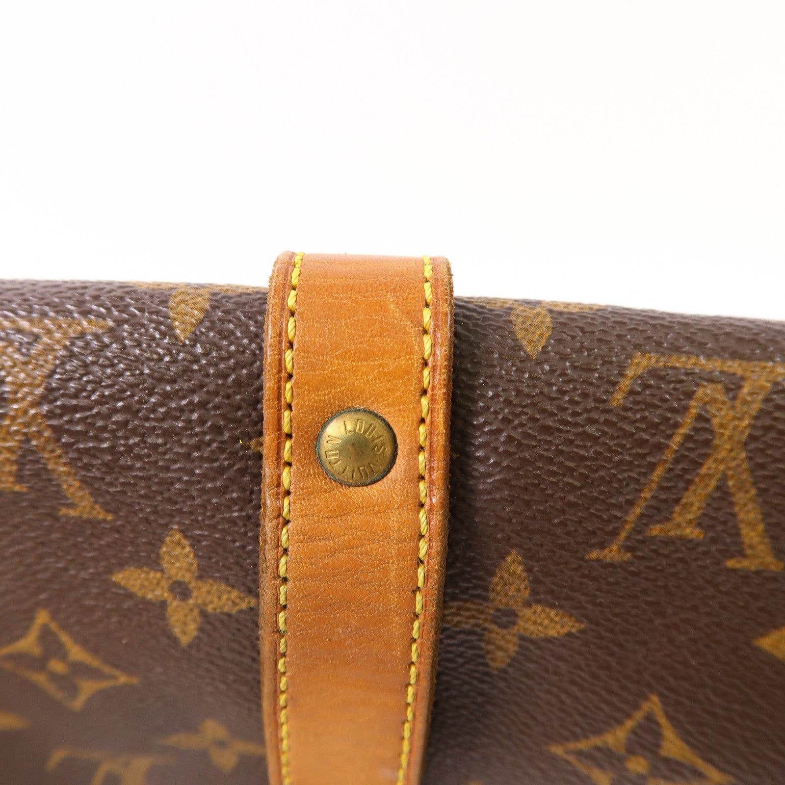 LOUIS VUITTON LV GHW Saumur 30 Shoulder Bag M42256 Monogram Brown