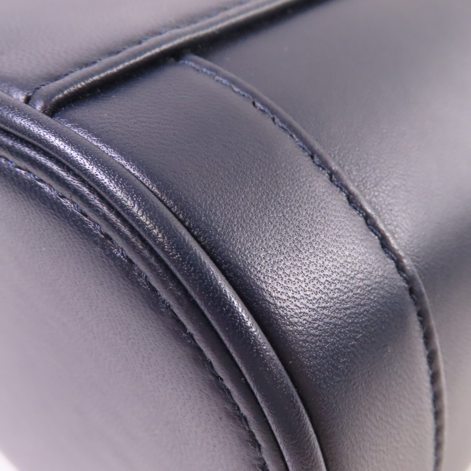 CHANEL 【激減優惠】羊皮皮革Vanity Case Chain Shoulder Bag鏈帶肩背袋深藍色