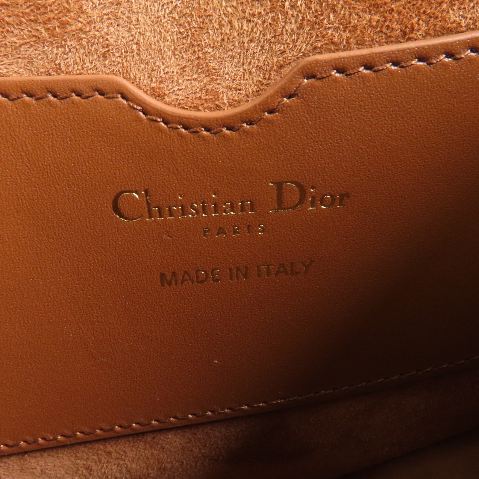 Dior 【激減優惠】牛皮皮革Bobby Bag金扣肩背袋