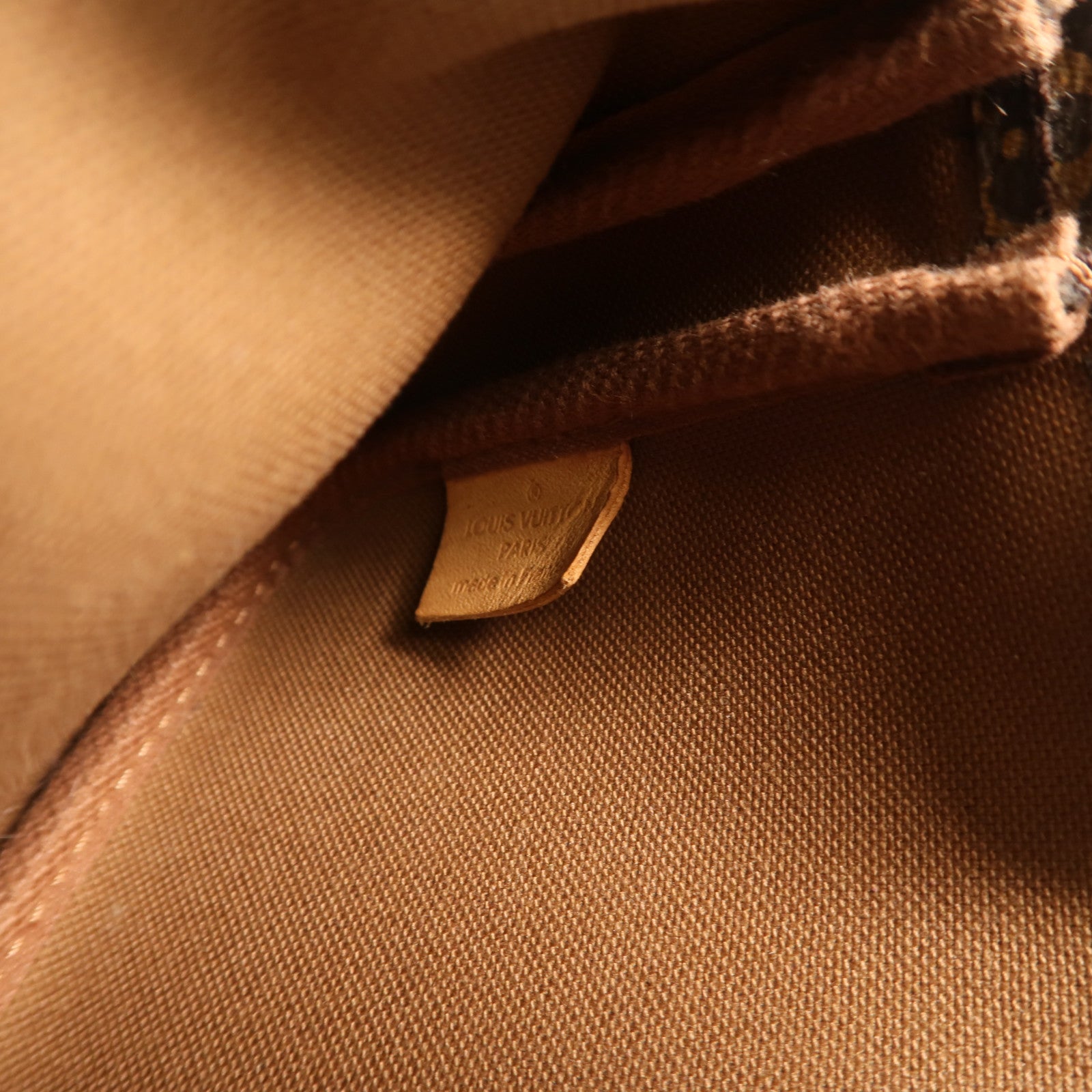 LOUIS VUITTON Monogram Multi Pochette Accessoires金扣肩背袋