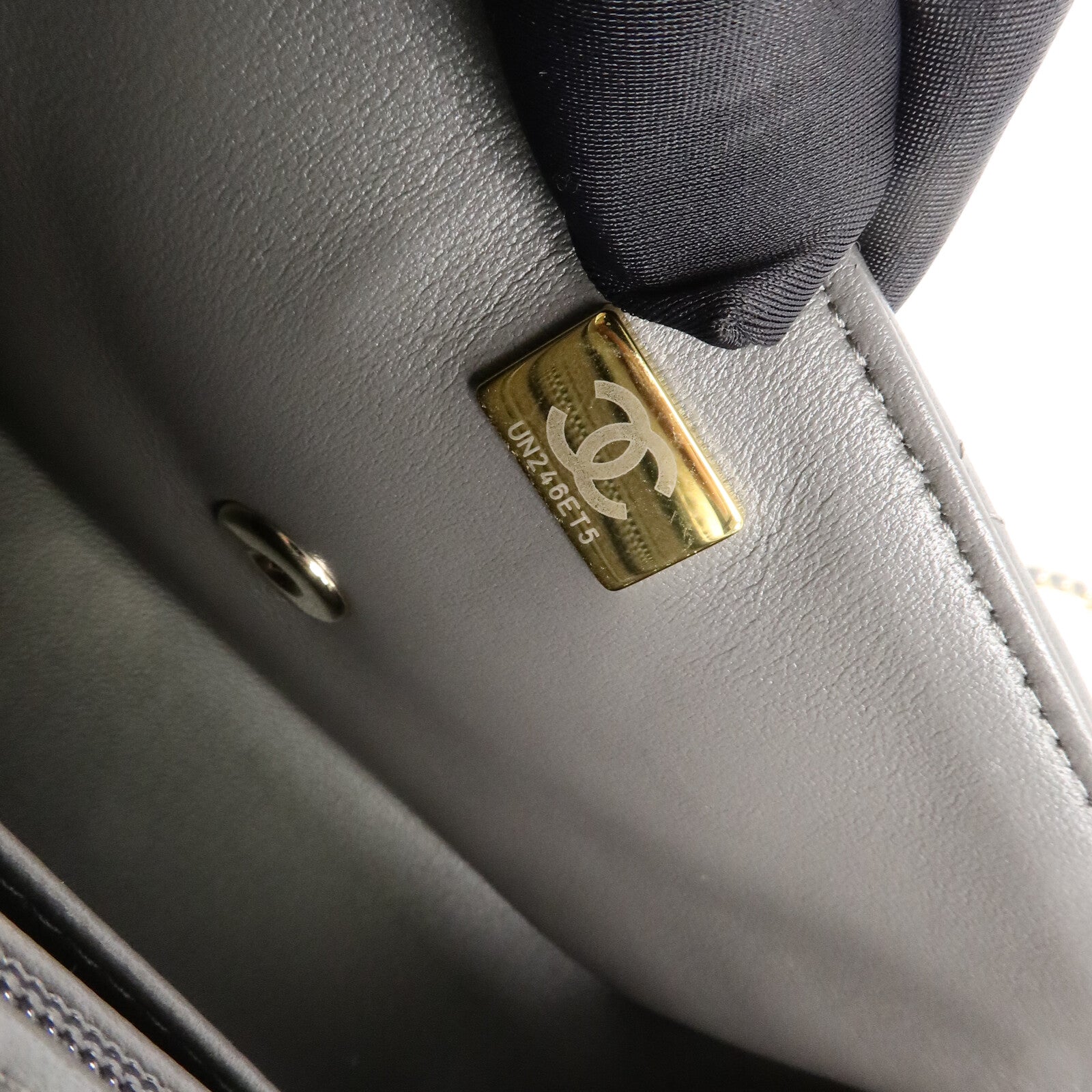 CHANEL 羊皮皮革Mini Flap With手挽肩背兩用袋