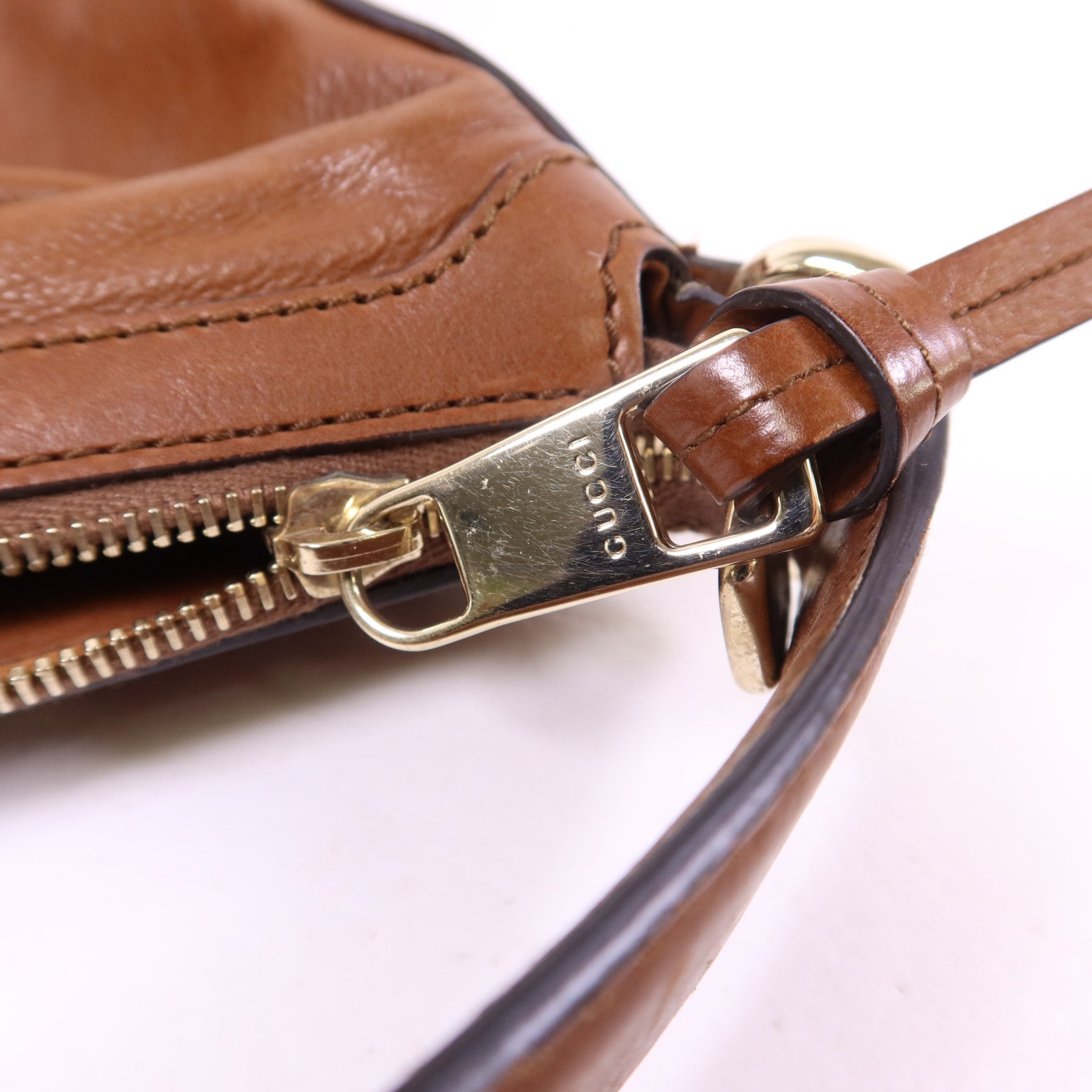 GUCCI 牛皮皮革Shoulder Bag金扣肩背袋