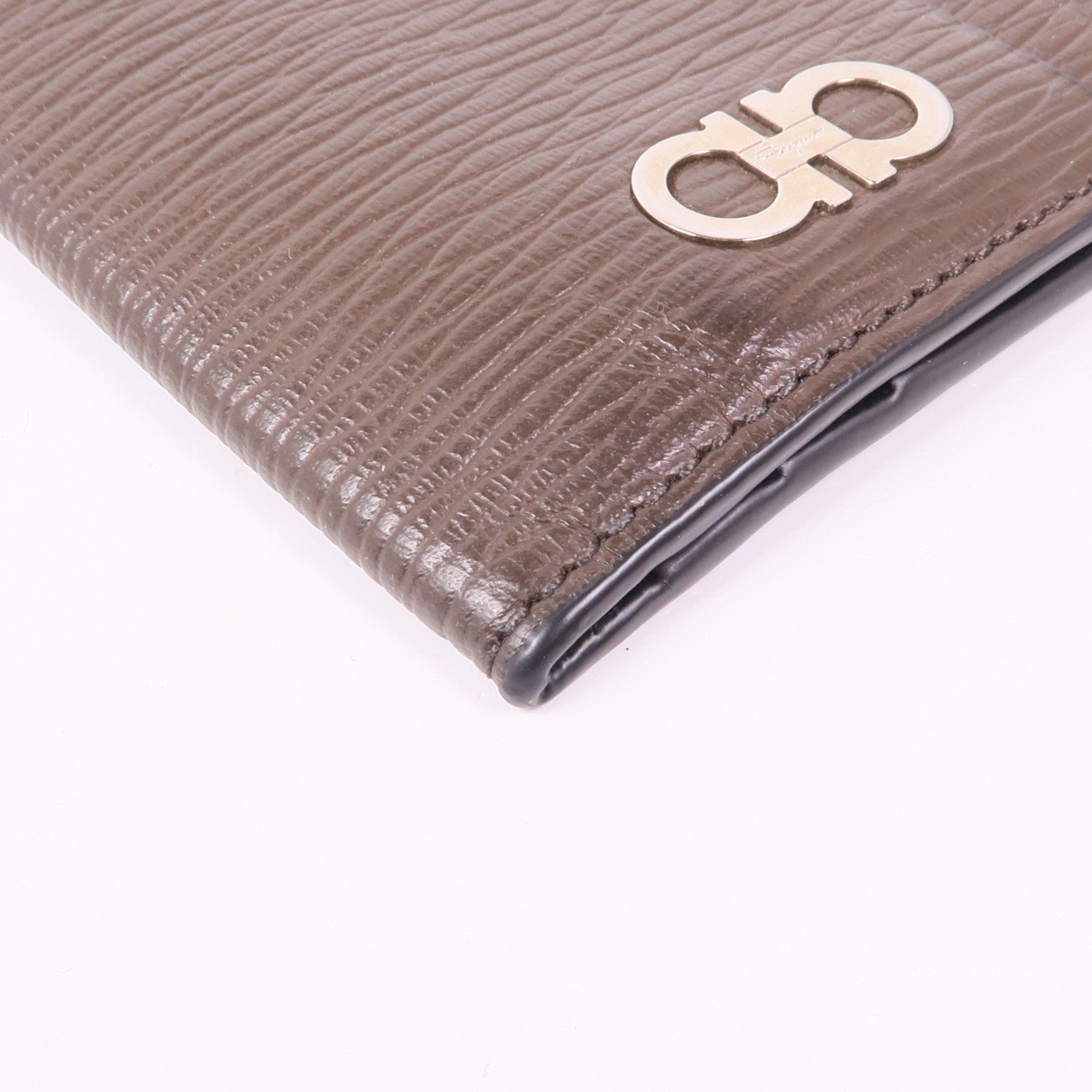 Salvatore Ferragamo 皮革Gancini Card Holder銀扣卡片套