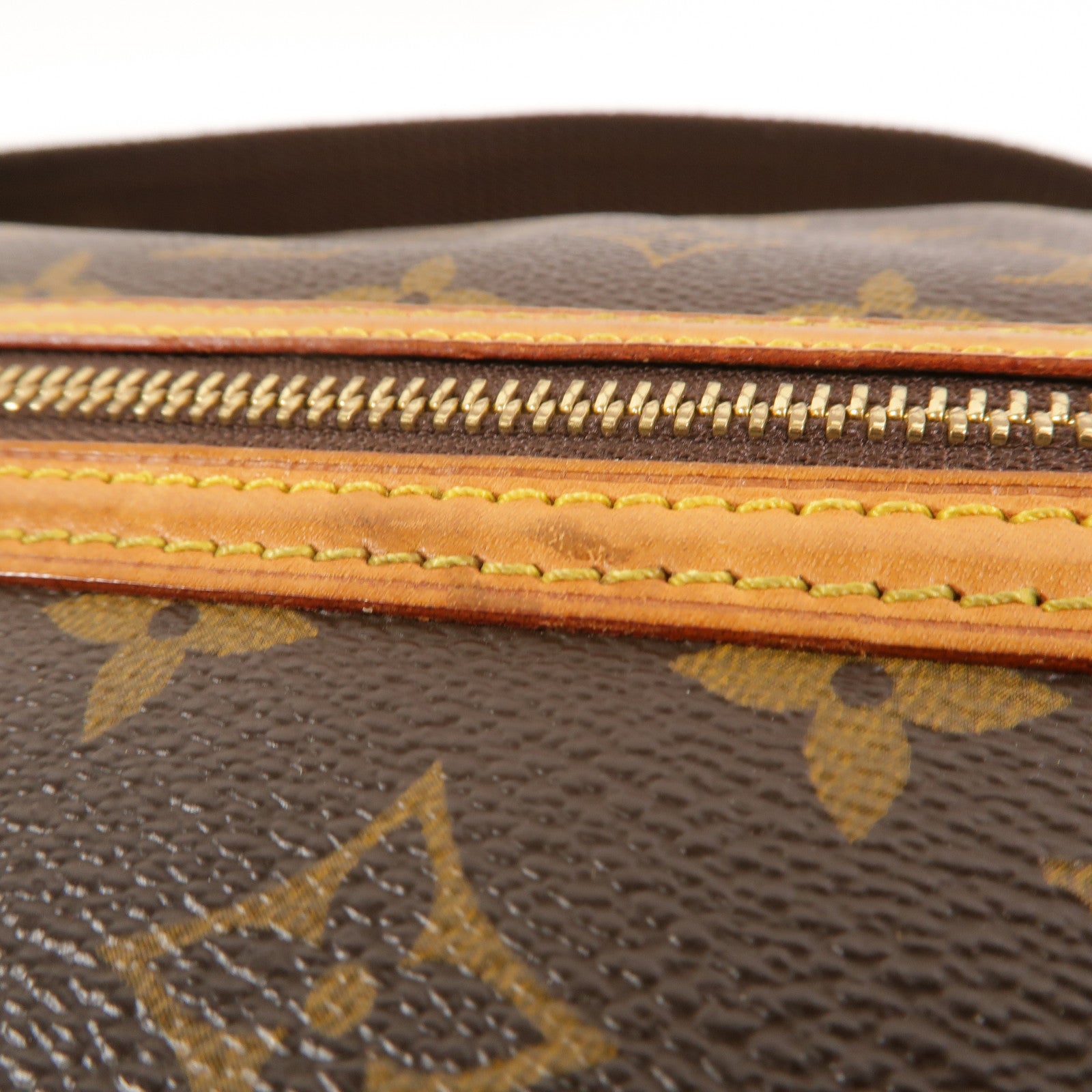 LOUIS VUITTON Monogram Bosphore金扣肩背袋