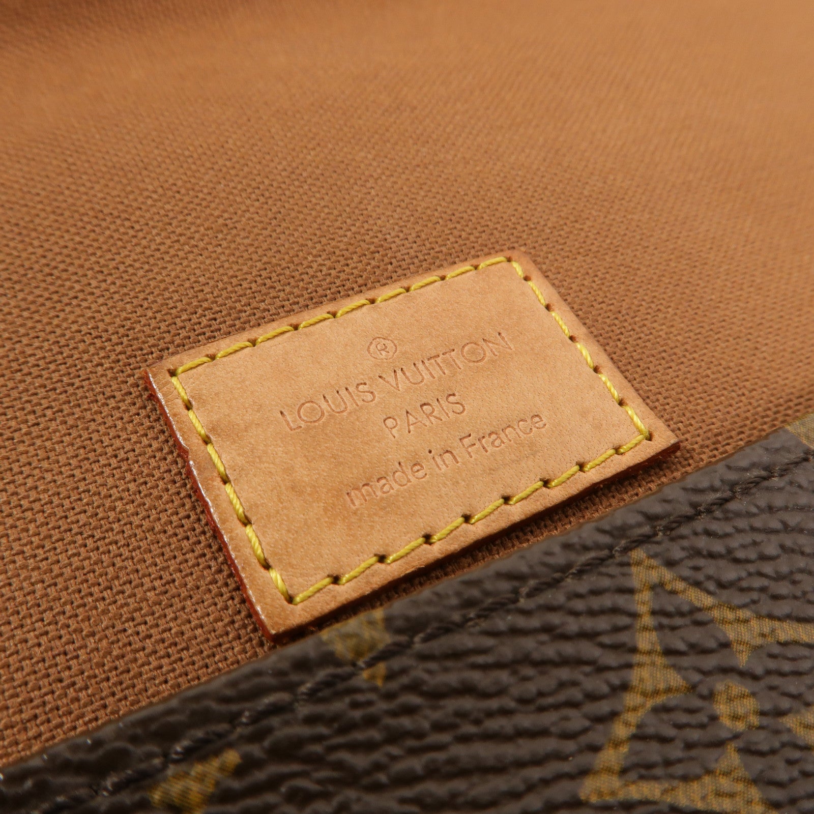 LOUIS VUITTON Monogram Bosphore金扣肩背袋