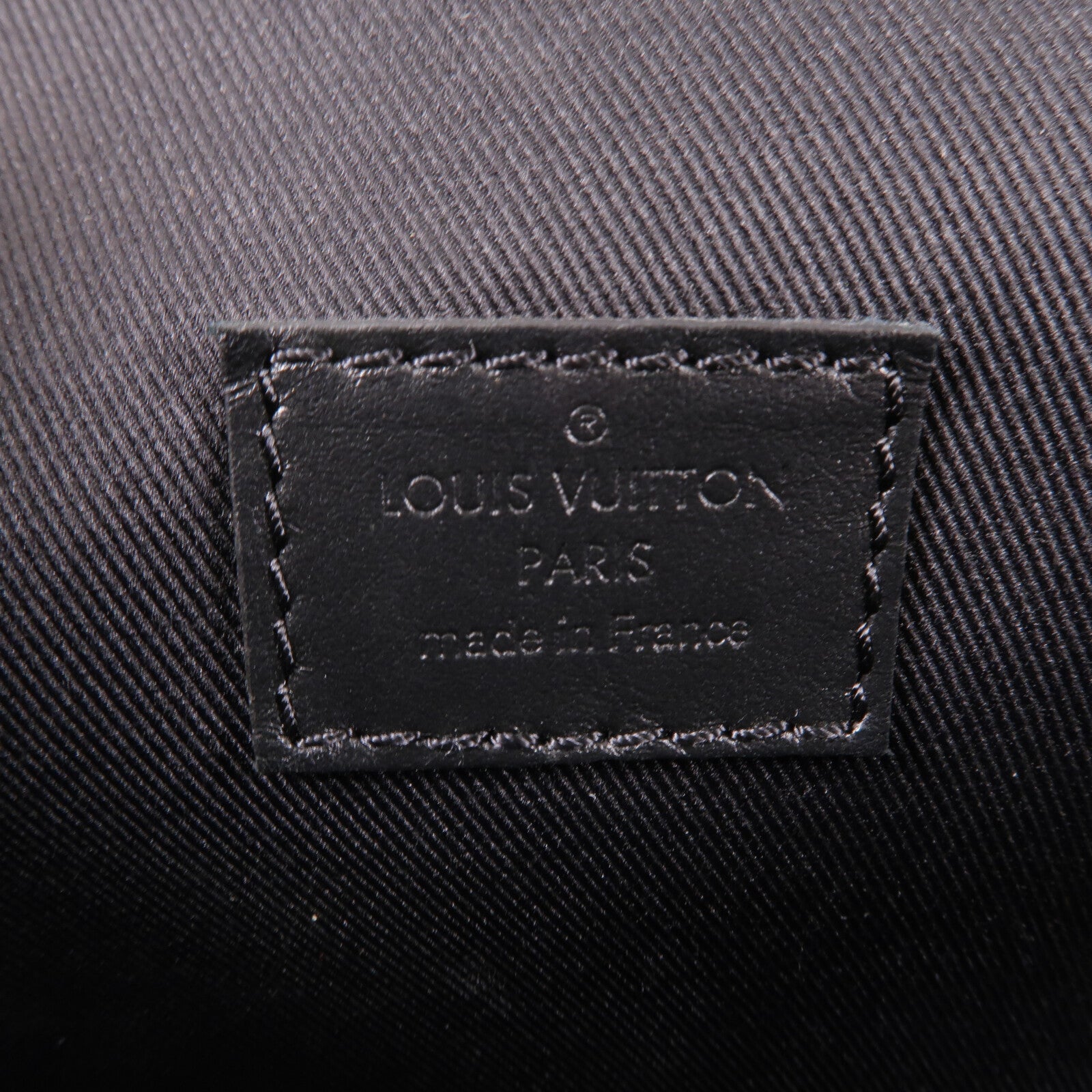 LOUIS VUITTON Monogram Eclipse Steamer Wearable Wallet肩背袋