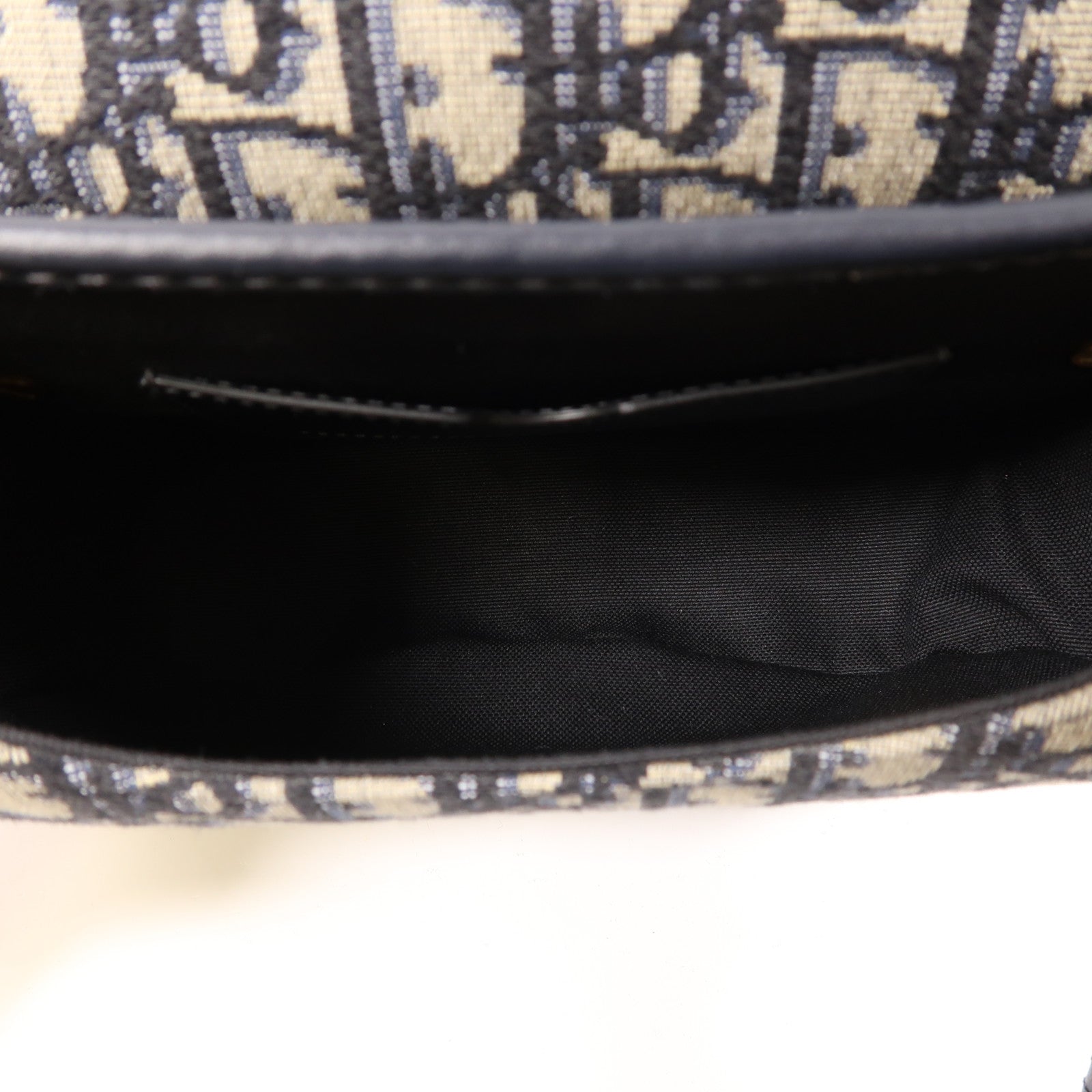 Dior 帆布Bobby Medium金扣肩背袋