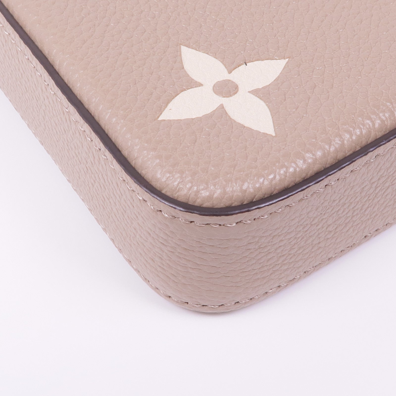 LOUIS VUITTON Monogram Empreinte Felicie Pochette金扣鏈帶肩背袋