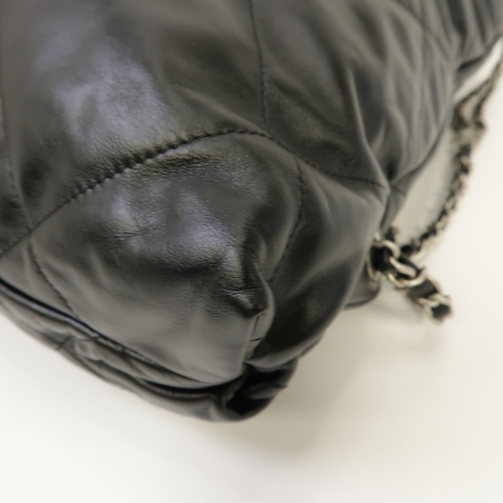 CHANEL 【清倉大減價】菱格牛皮皮革Chanel 22 Backpack銀扣雙肩背包黑色