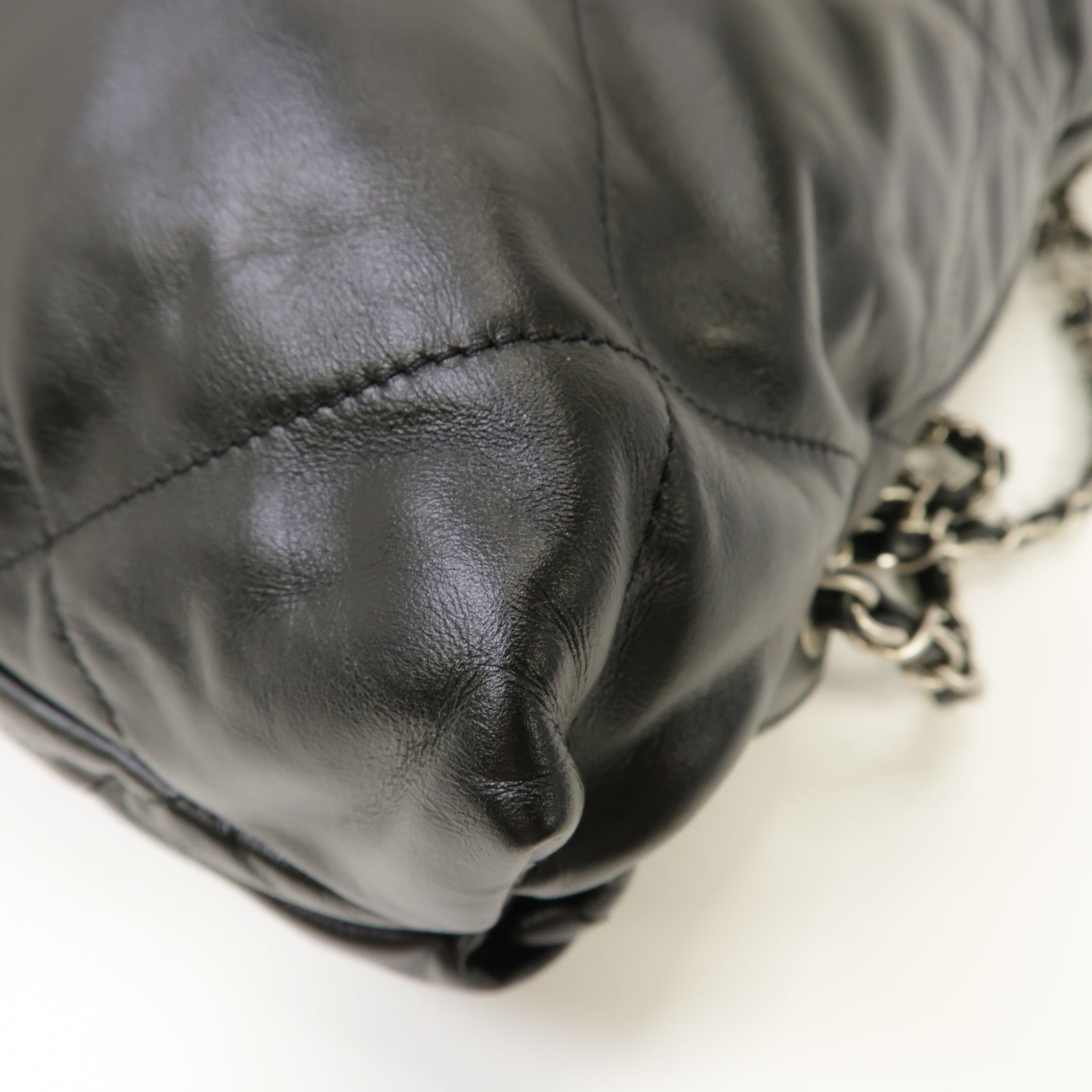CHANEL 【清倉大減價】菱格牛皮皮革Chanel 22 Backpack銀扣雙肩背包黑色