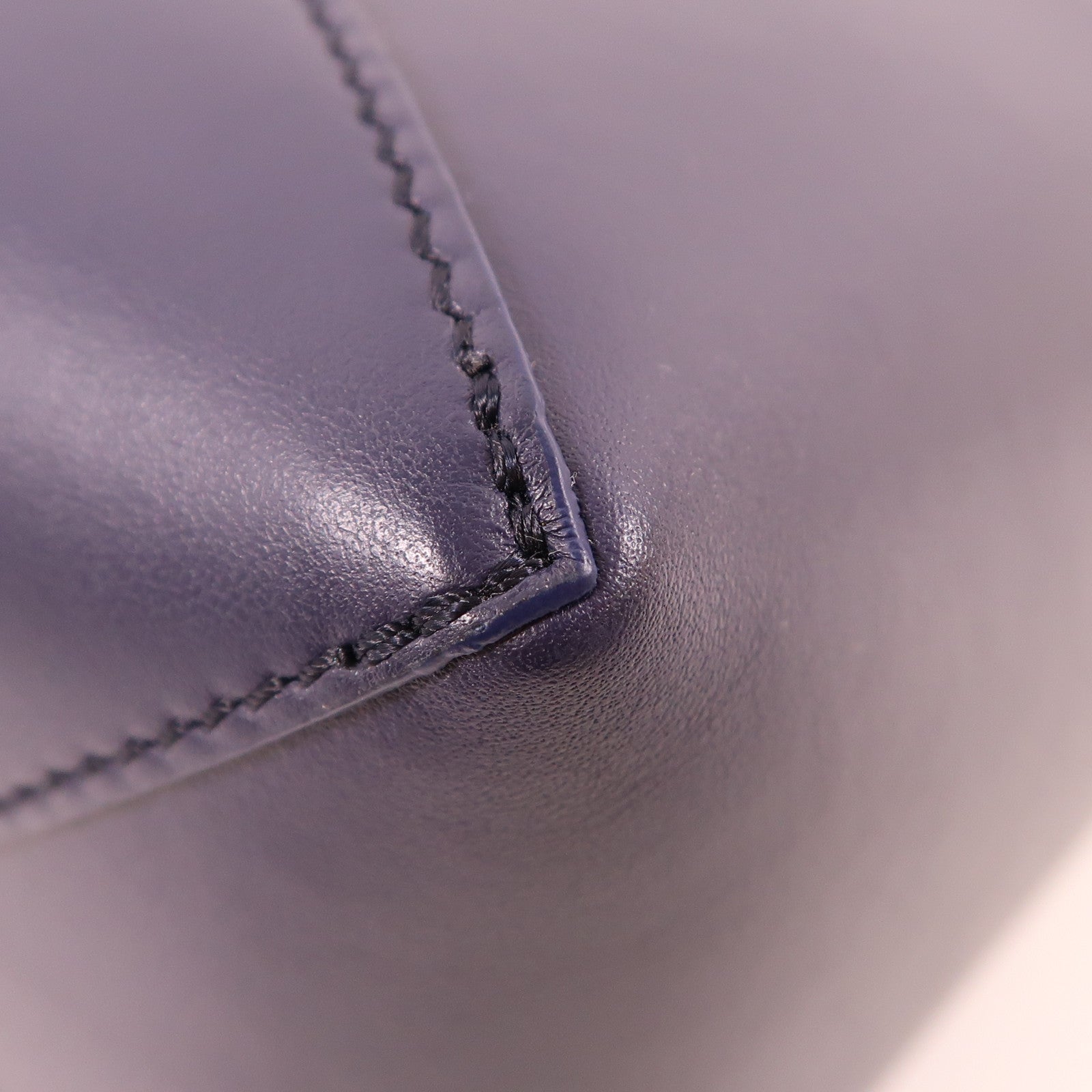 LOEWE 【激減優惠】牛皮皮革Puzzle Fold Wash Bag銀扣手拿包