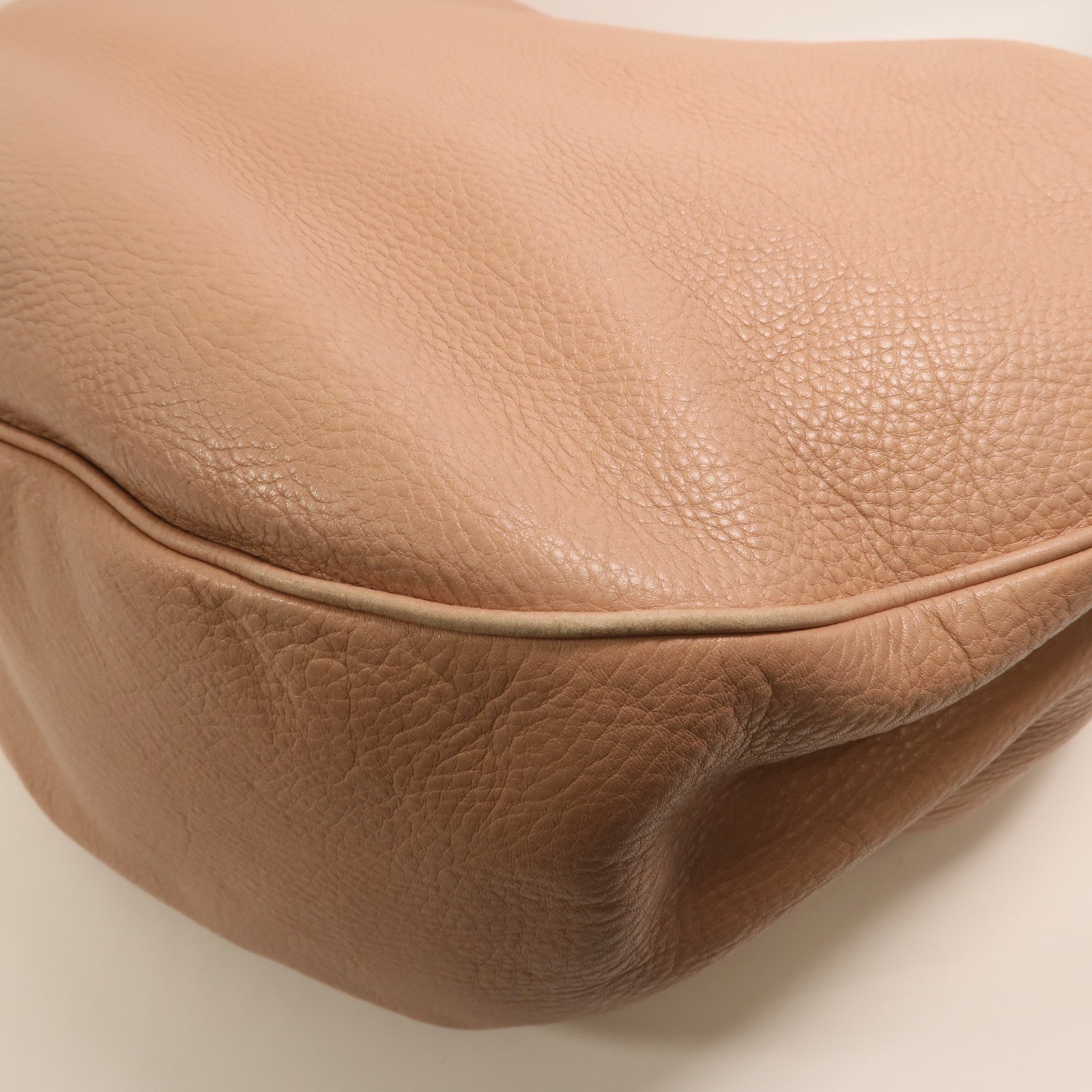 LOEWE 牛皮皮革Calle Lock Hobo銀扣肩背袋