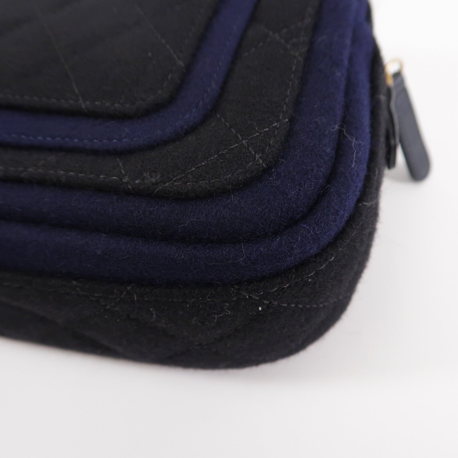 CHANEL 羊毛Camera Bag鏈帶肩背袋