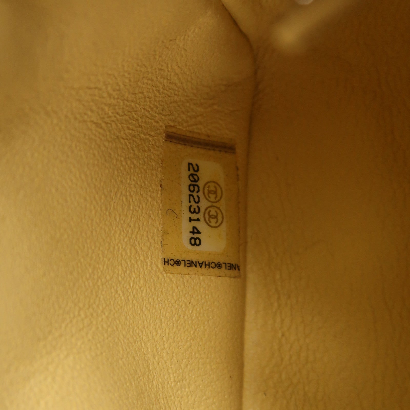 CHANEL 【激減優惠】菱格漆皮皮革Chain Shoulder銀扣鏈帶肩背袋黃色