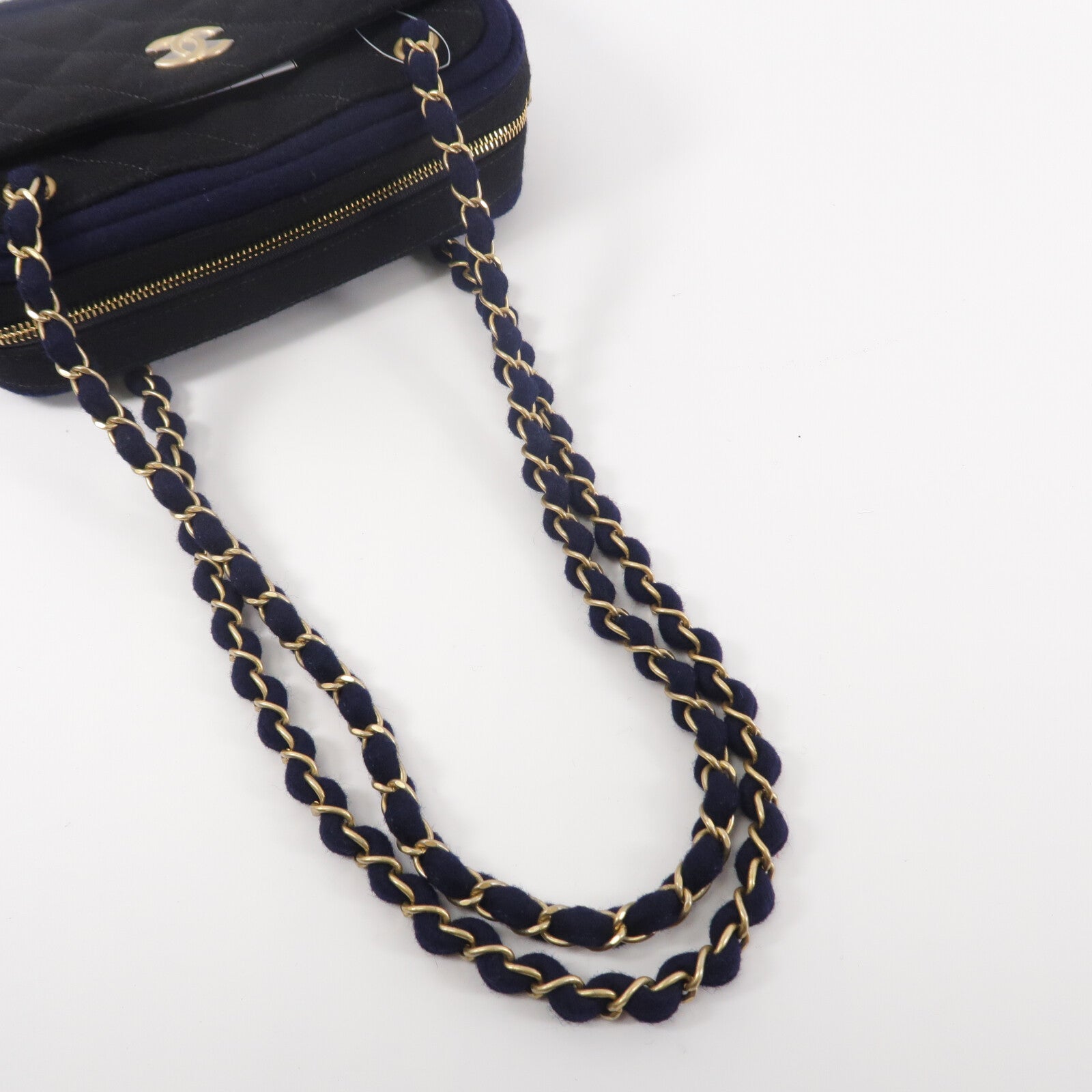 CHANEL 羊毛Camera Bag鏈帶肩背袋