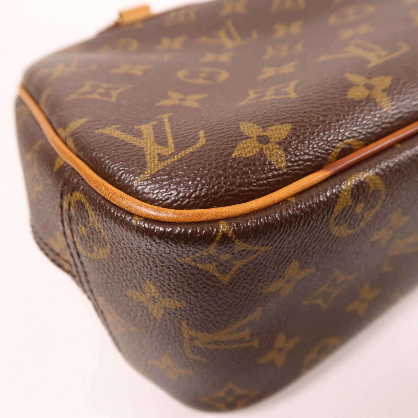 LOUIS VUITTON Monogram Trouville金扣手挽袋棕色