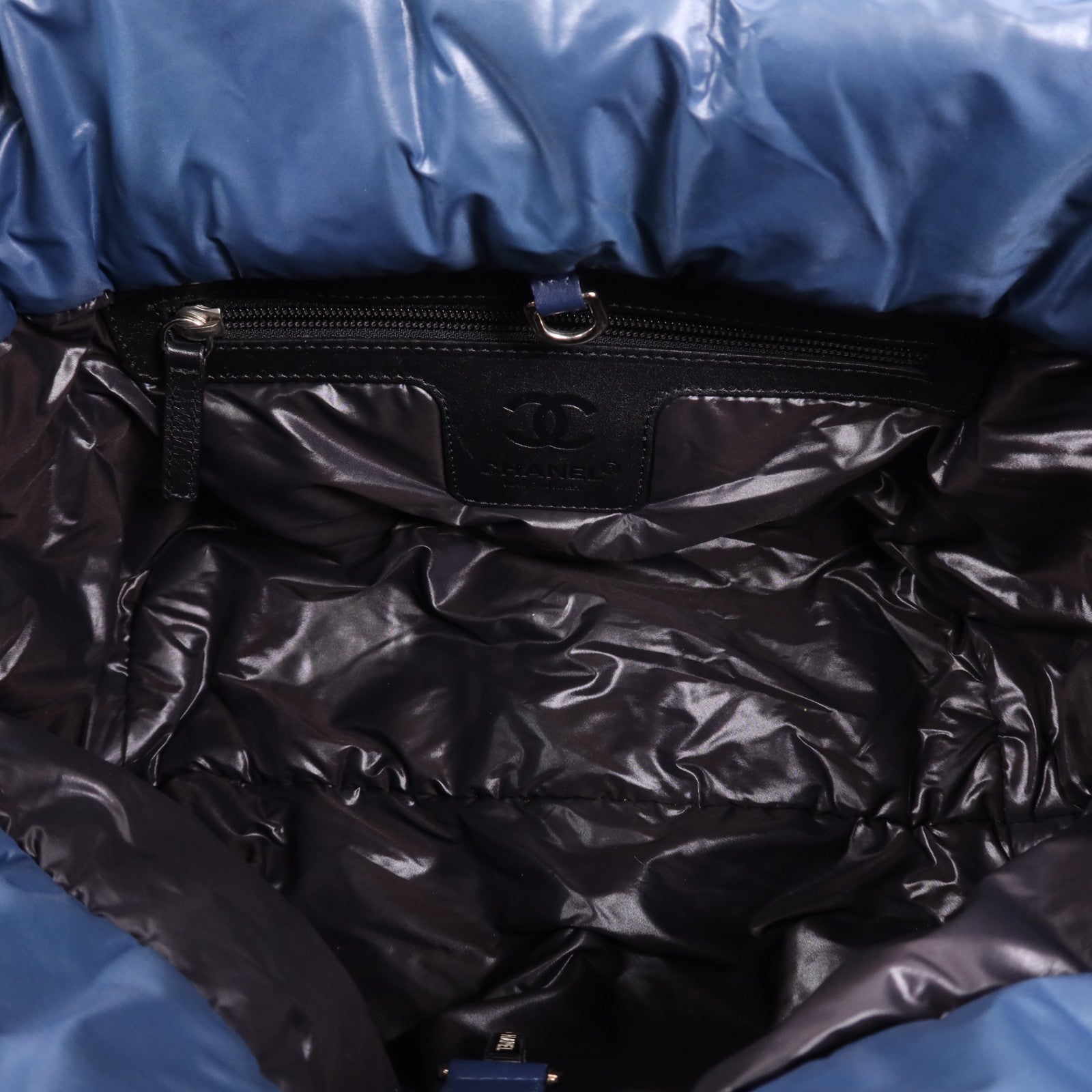 CHANEL 尼龍Coco Cocoon Small銀扣手挽袋