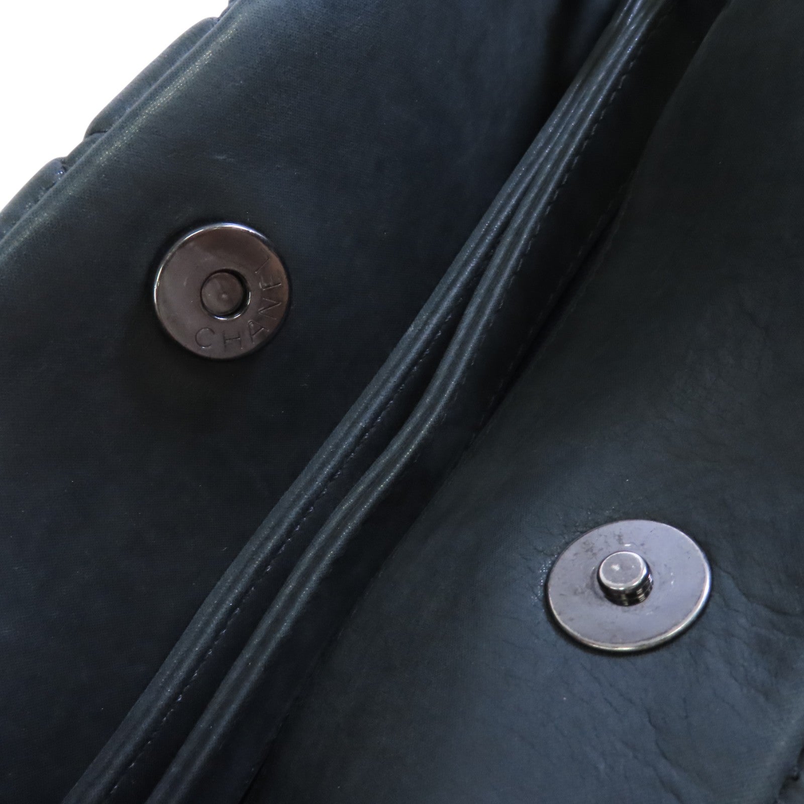 CHANEL 牛皮皮革Shoulder Bag銀扣鏈帶肩背袋