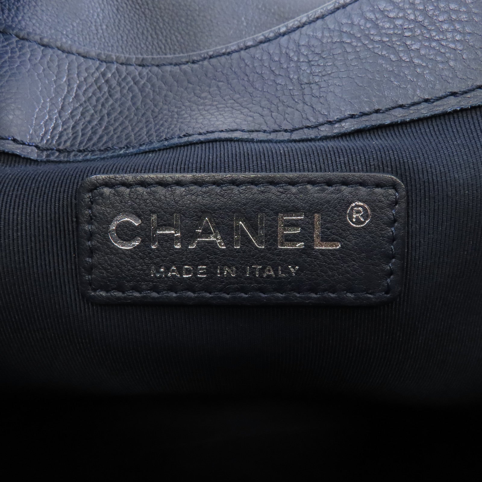CHANEL 【激減優惠】菱格牛皮皮革Boy Chanel銀扣鏈帶肩背袋深藍色