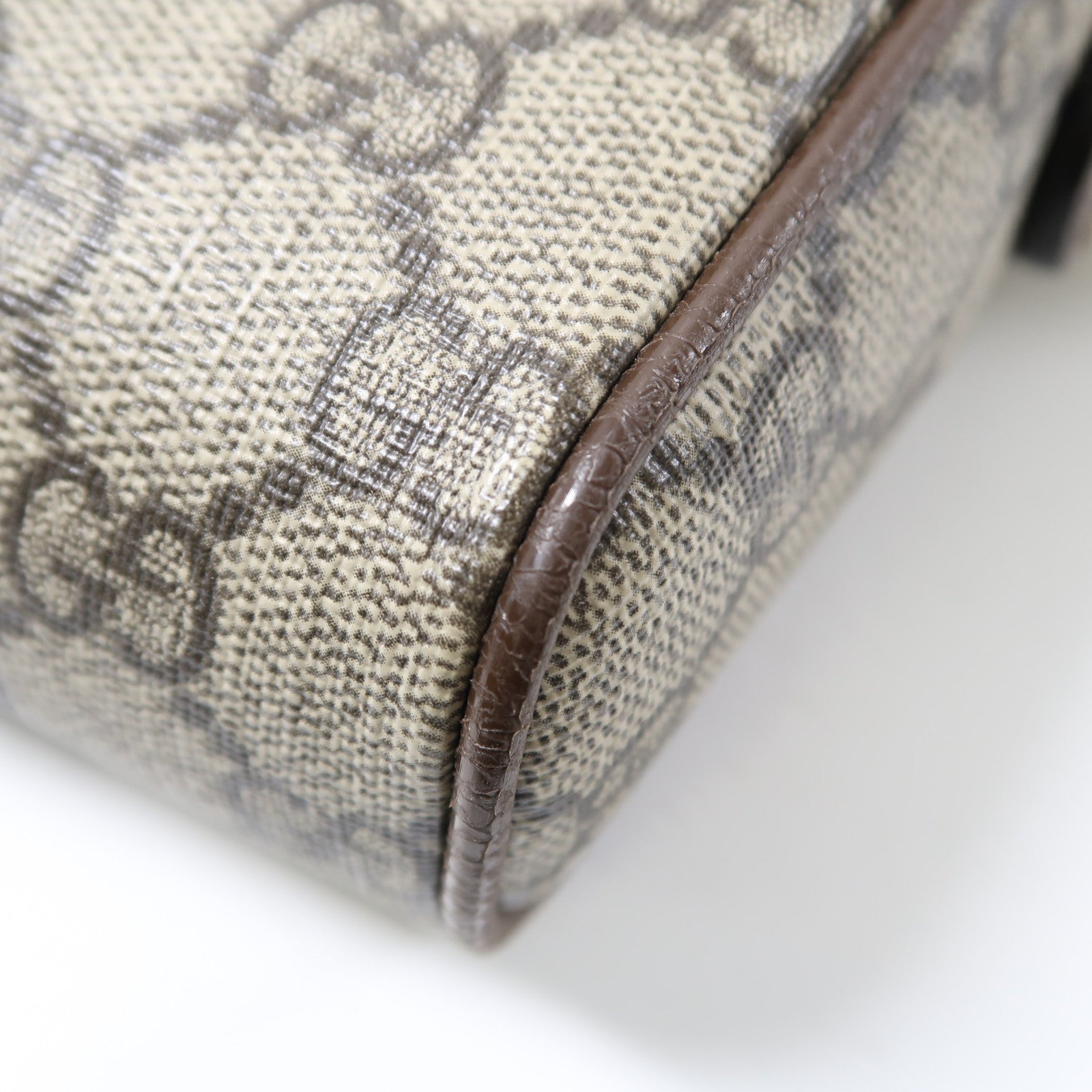 GUCCI 塗層帆布Ophidia金扣肩背袋啡色