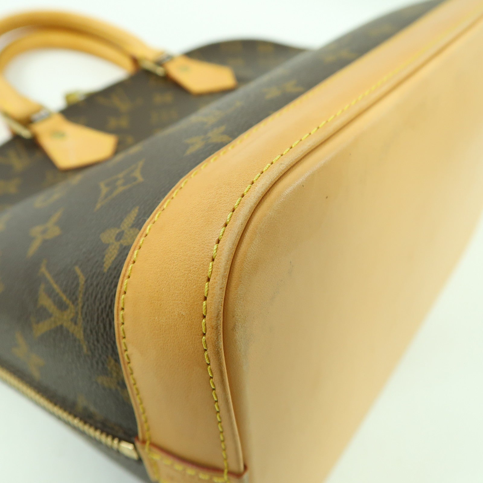 LOUIS VUITTON Monogram Alma PM金扣手挽袋啡色