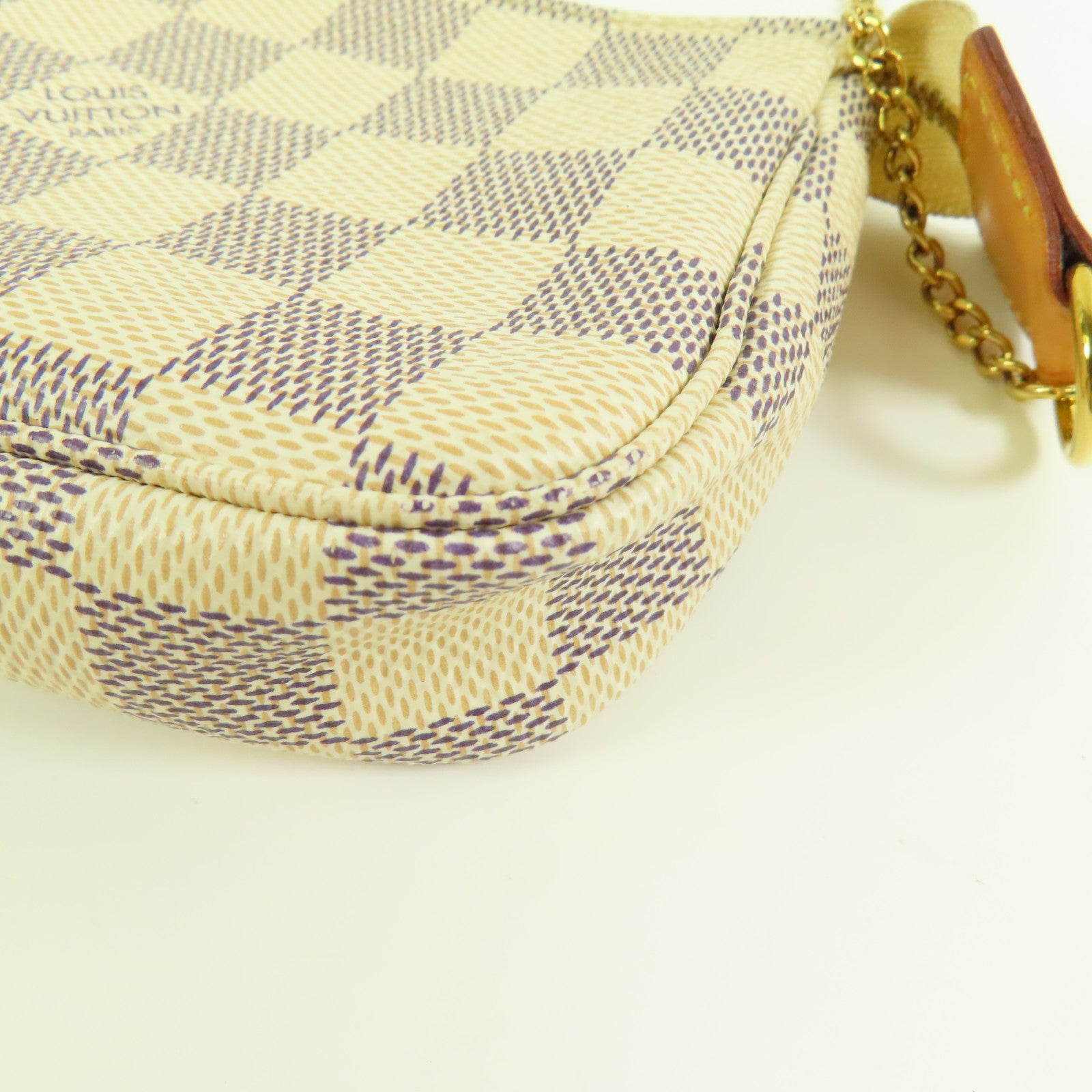 LOUIS VUITTON Damier Azur Mini Pochette Accessories金扣鏈帶手挽袋
