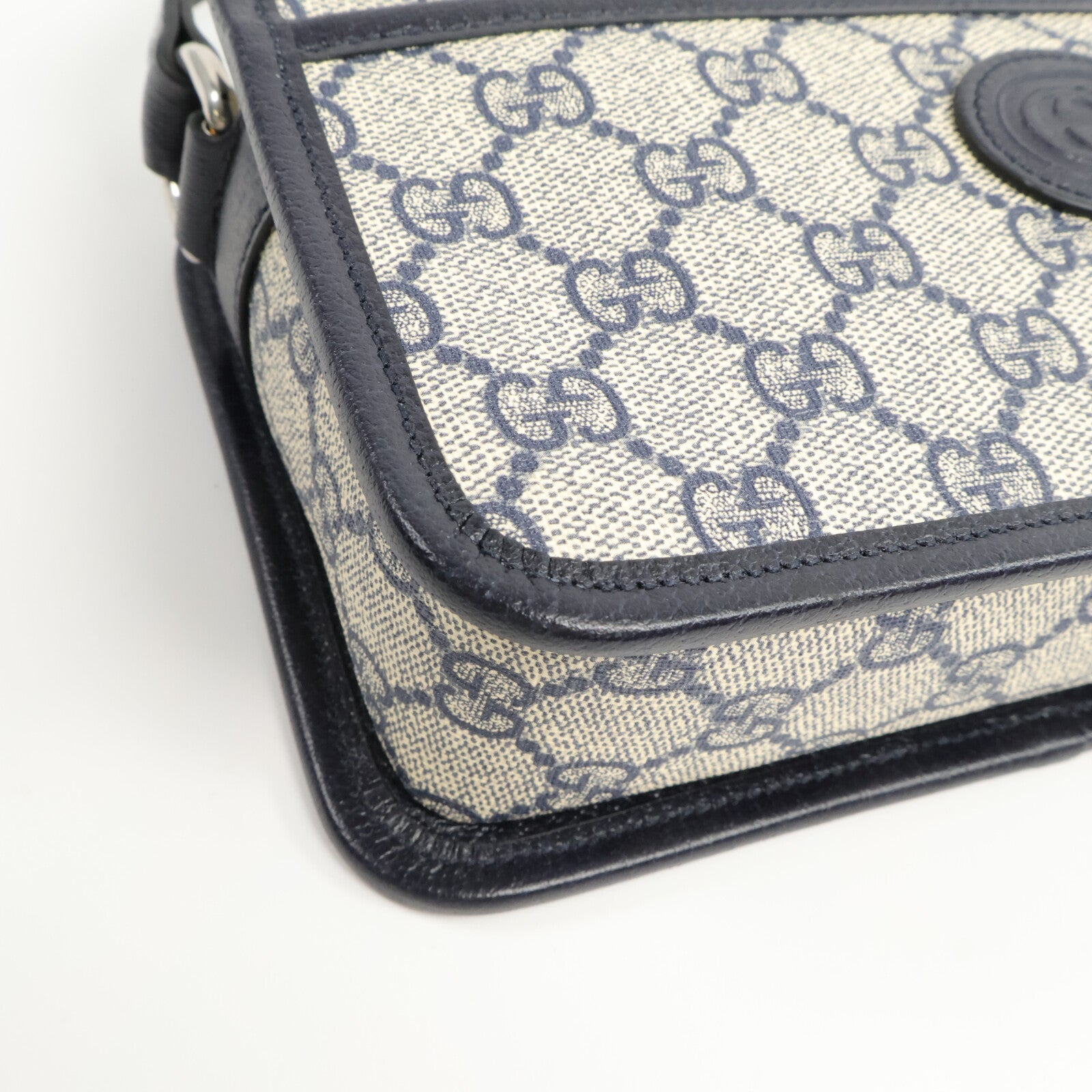 GUCCI 塗層帆布Interlocking G Shoulder Bag肩背袋