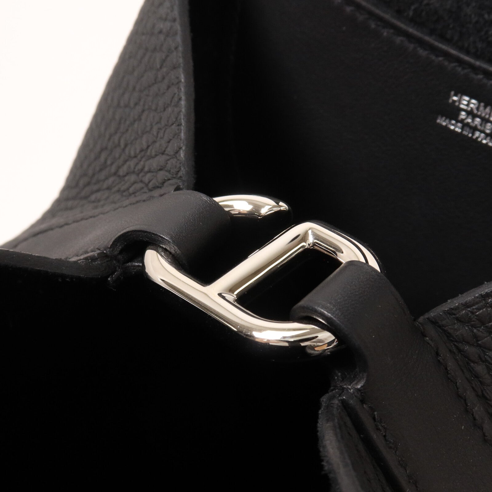 HERMES Clemence皮革In The Loop 18手挽袋Noir