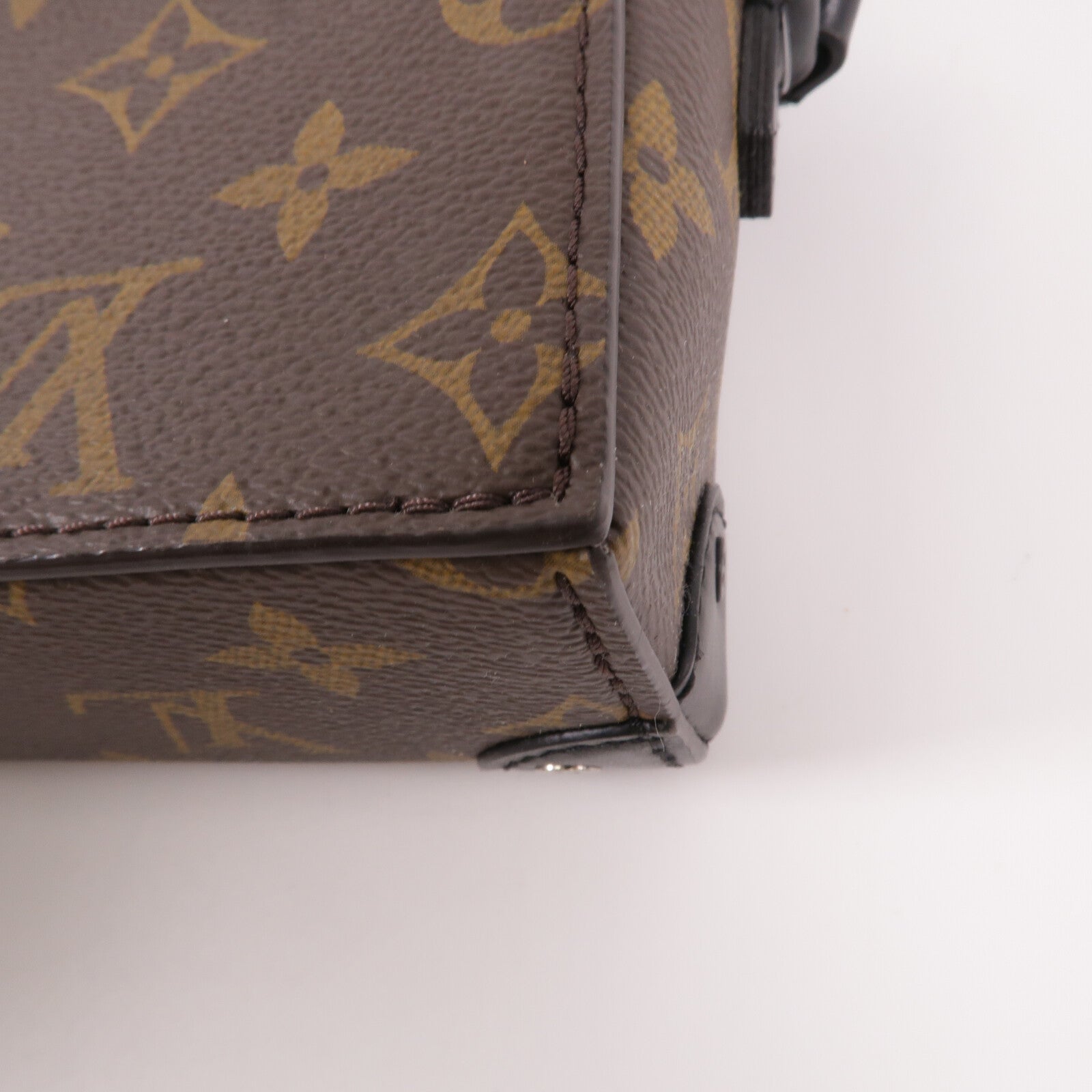 LOUIS VUITTON Monogram Steamer Wearable Wallet肩背袋