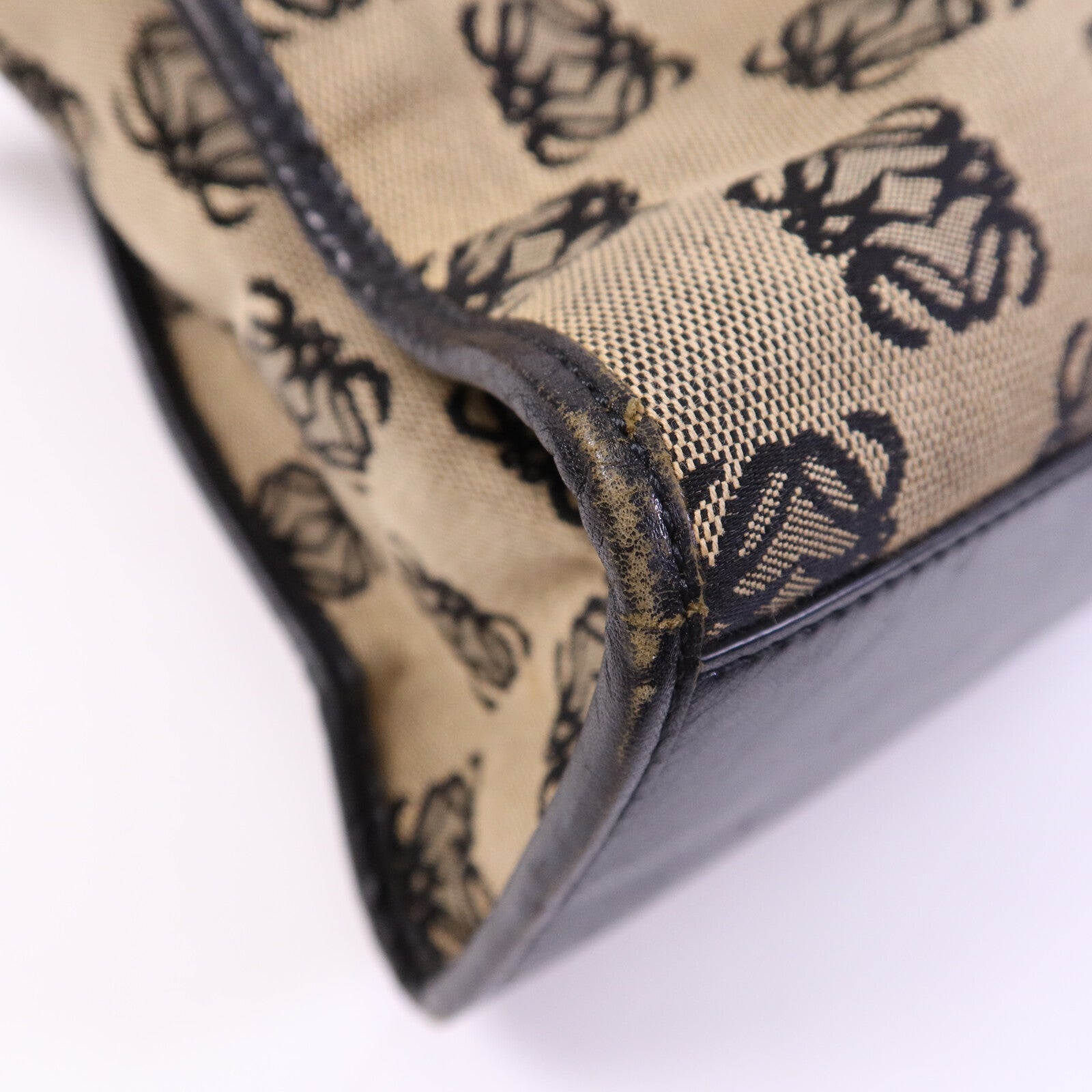 LOEWE 帆布Hand Bag銀扣手挽袋