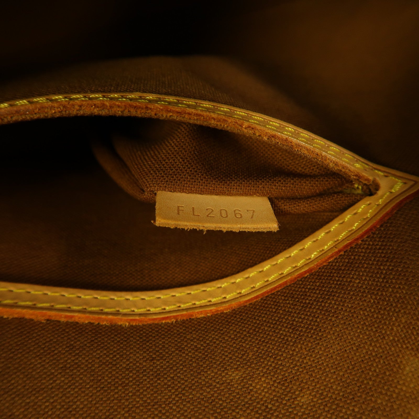 LOUIS VUITTON Monogram Alma PM金扣手挽袋啡色