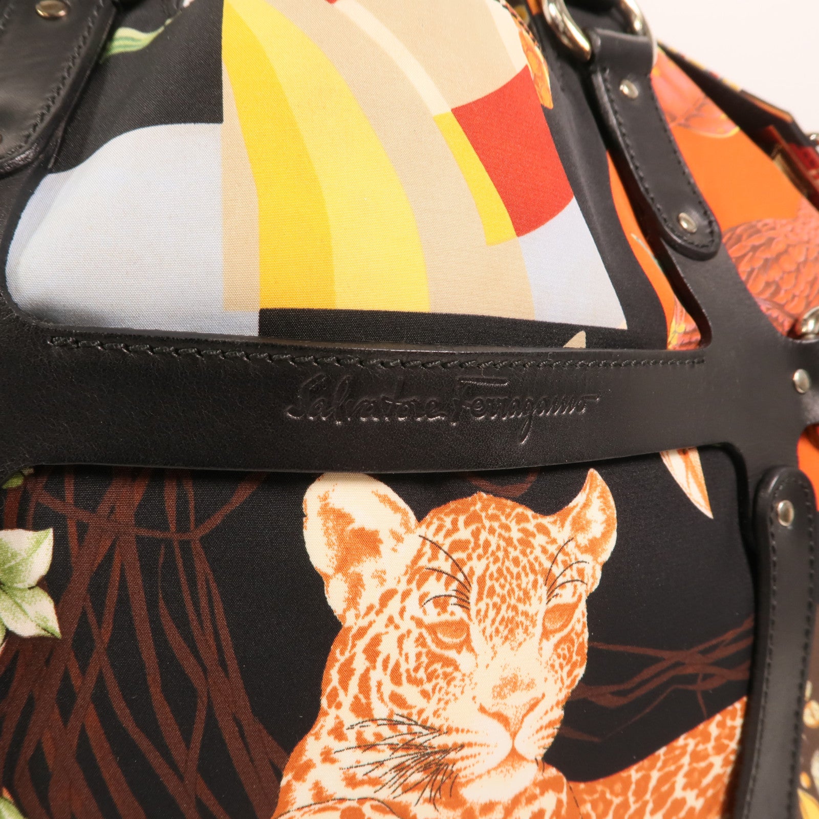 Salvatore Ferragamo 尼龍/牛皮皮革Tote Bag銀扣手挽袋
