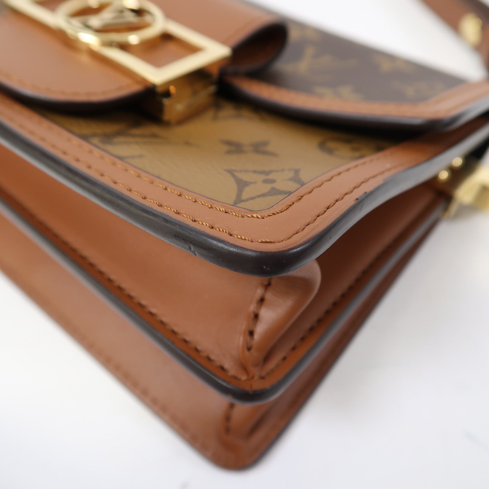LOUIS VUITTON Monogram Mini Dauphine金扣肩背袋啡色