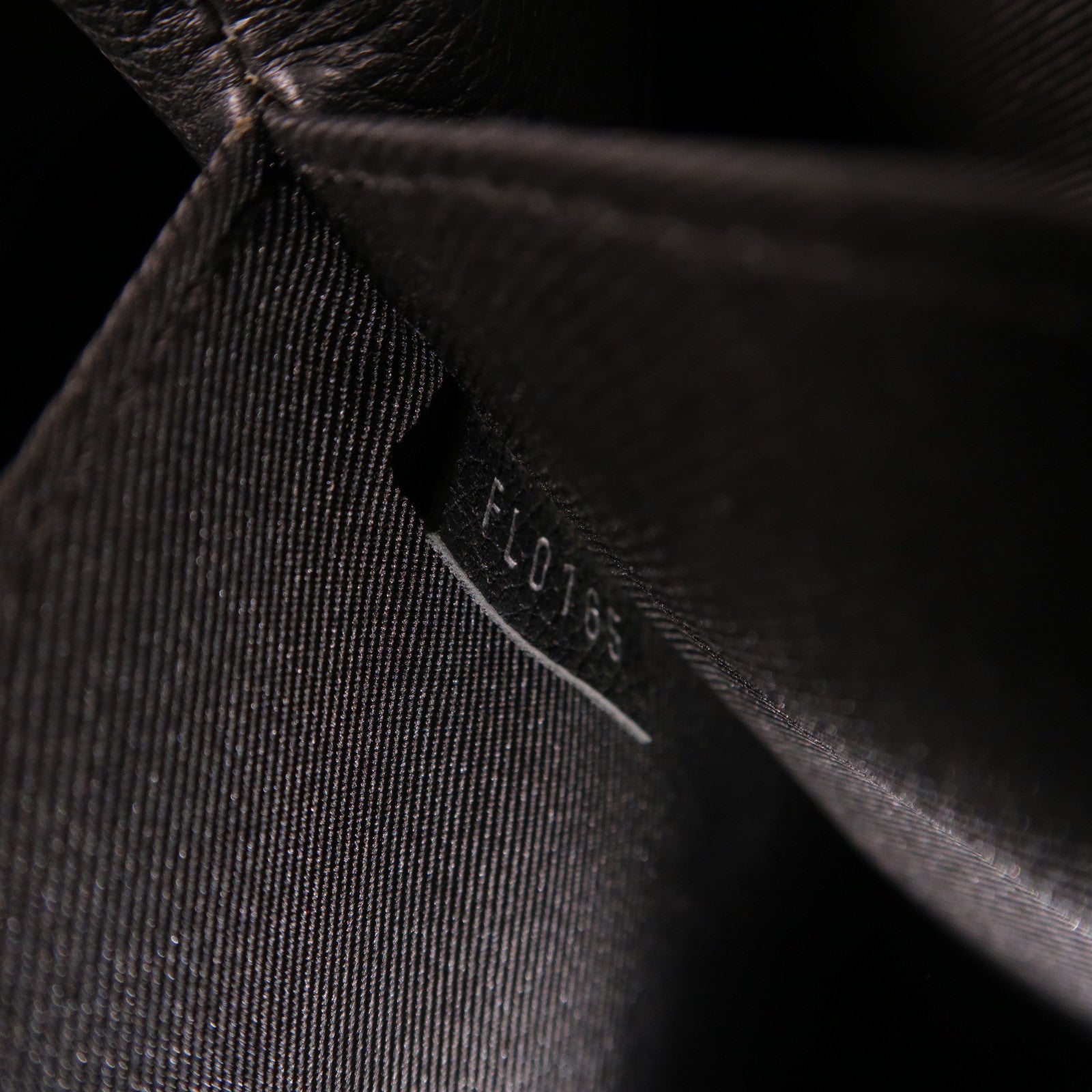 LOUIS VUITTON 牛皮皮革Rockme Caltble銀扣手挽肩背兩用袋黑色