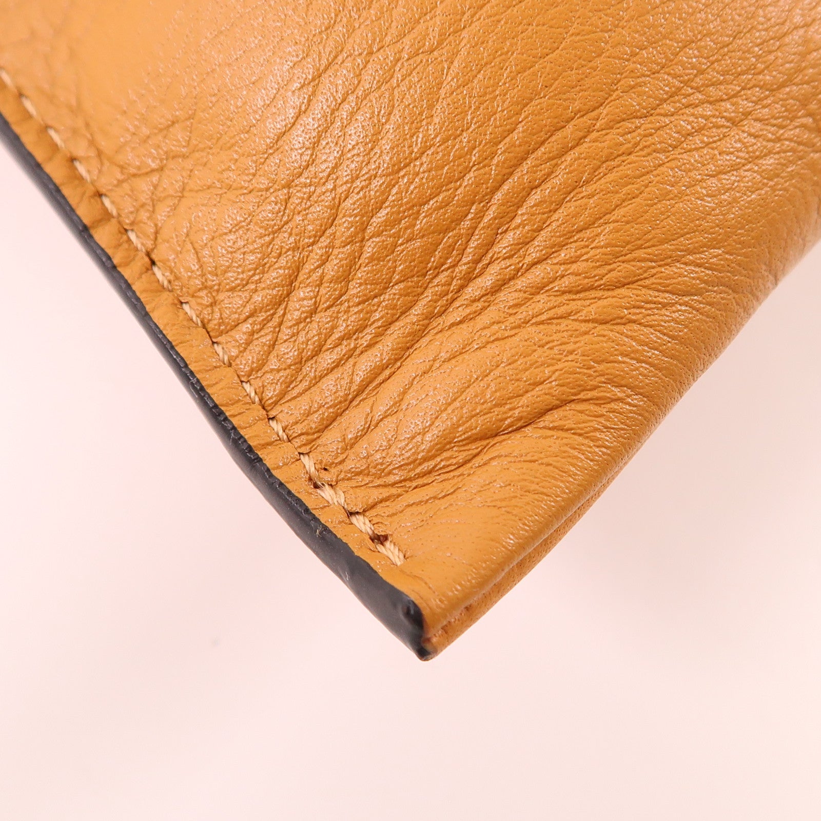 LOEWE 牛皮皮革Flamenco Pocket肩背袋